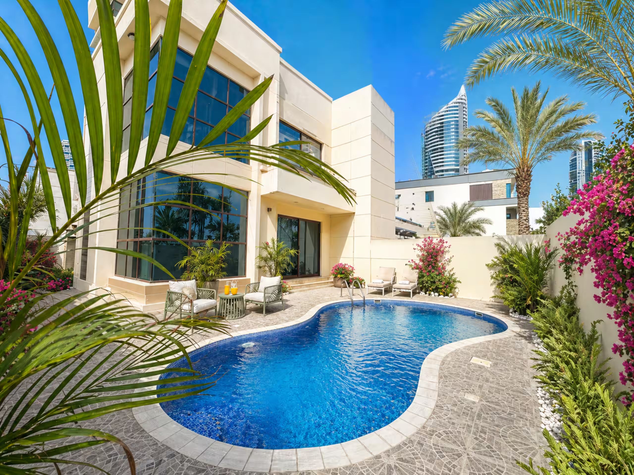 Horizon villa exterior