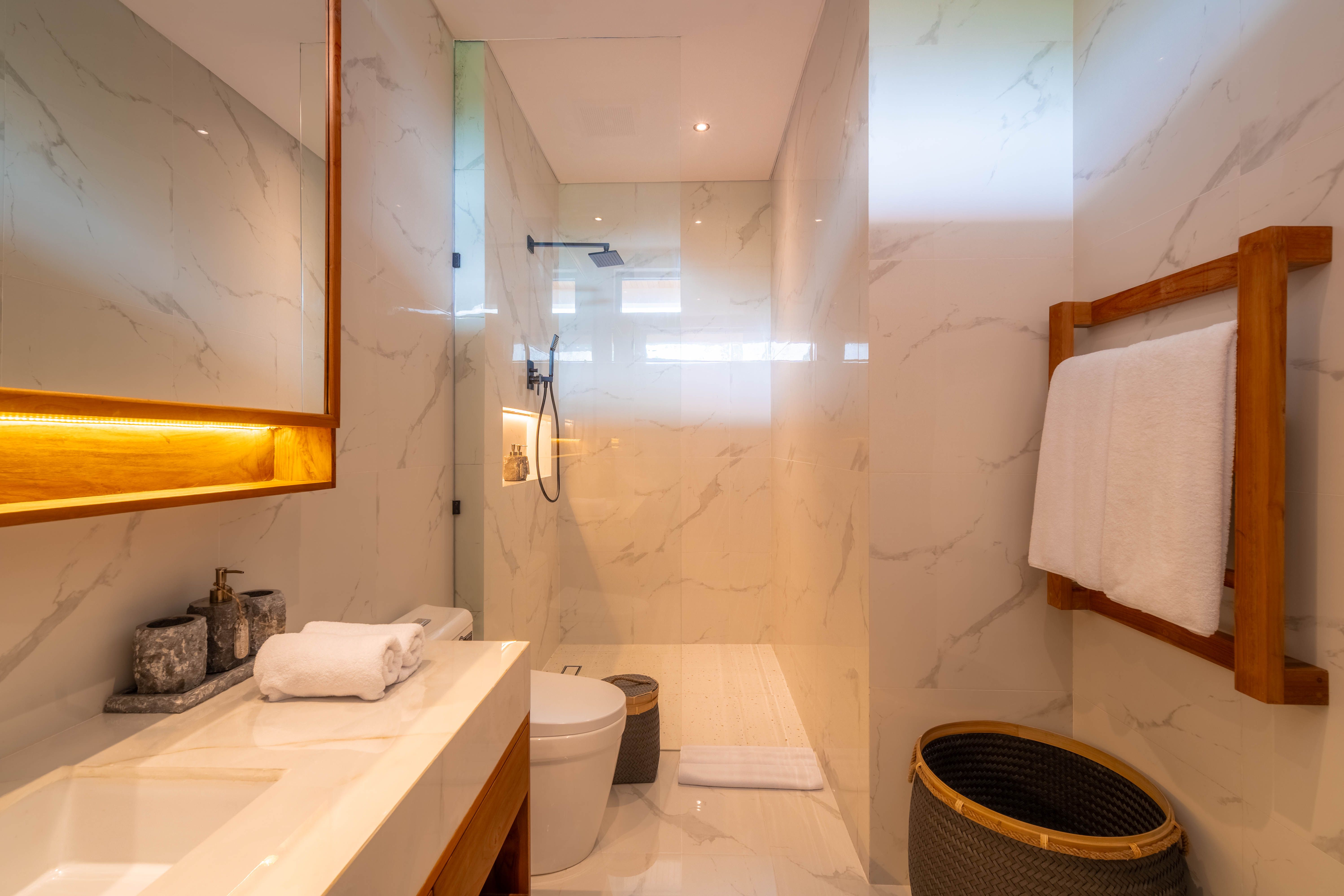Bathrooms — photo 29