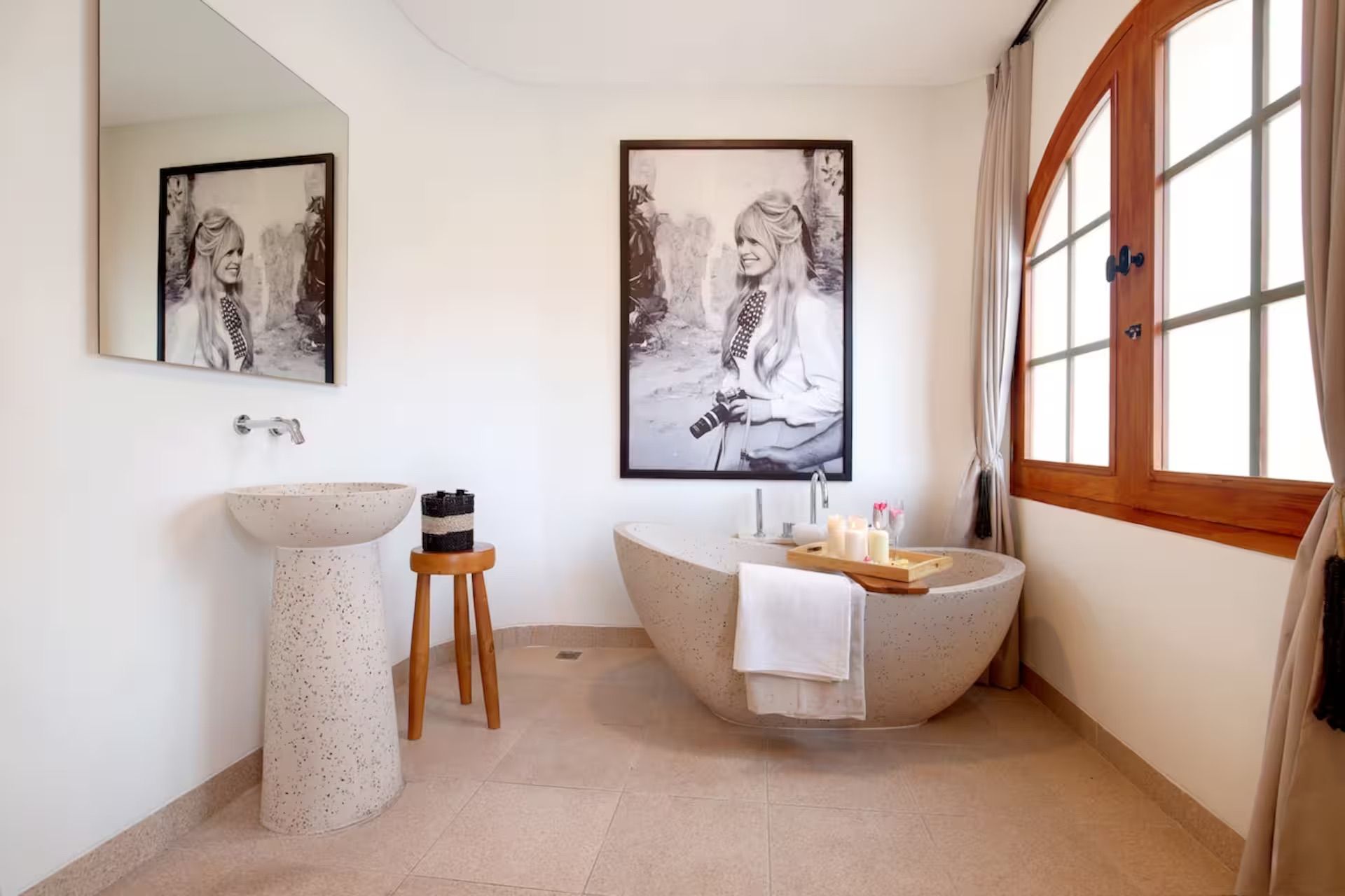 Bathrooms — photo 26