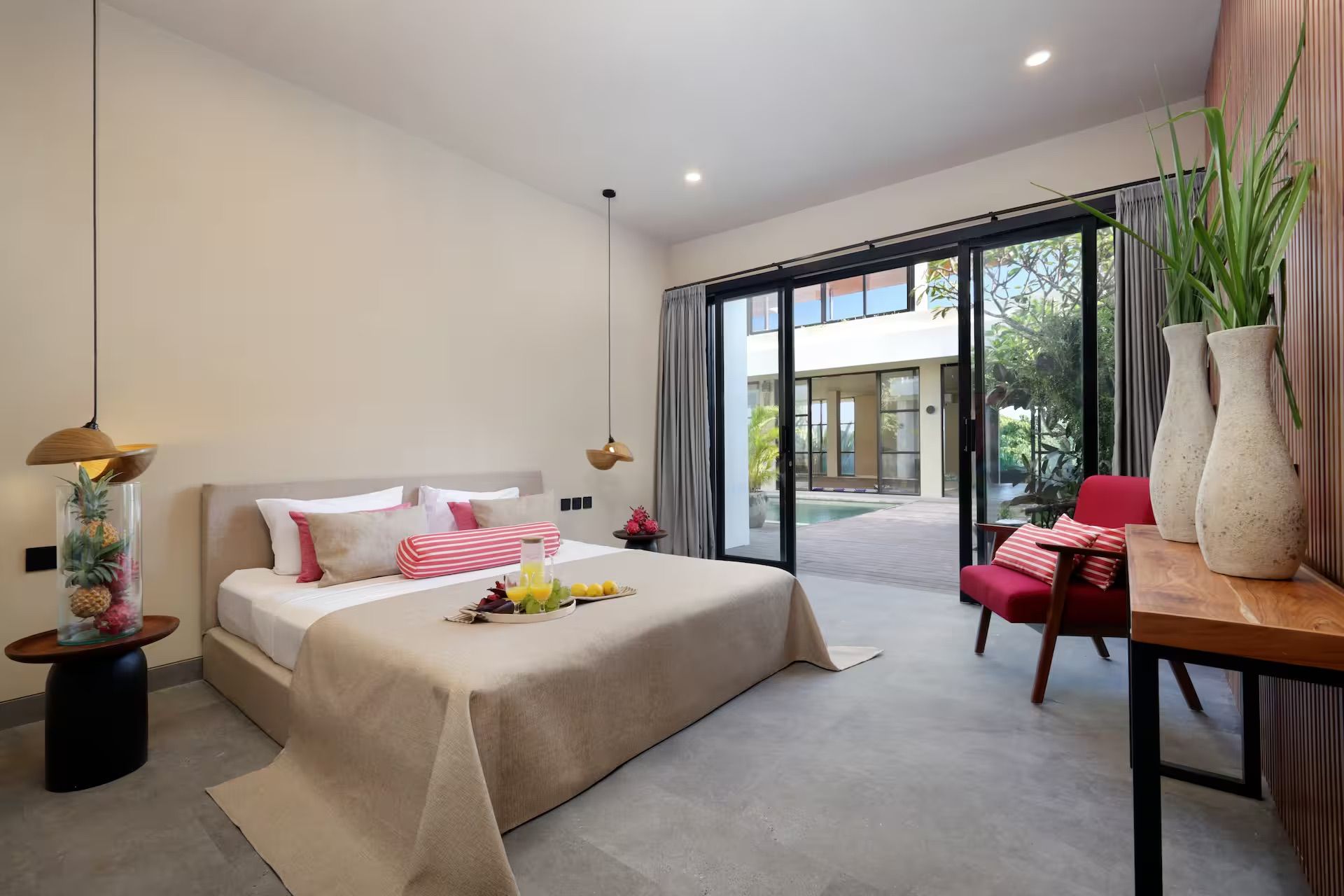 Bedrooms — photo 32
