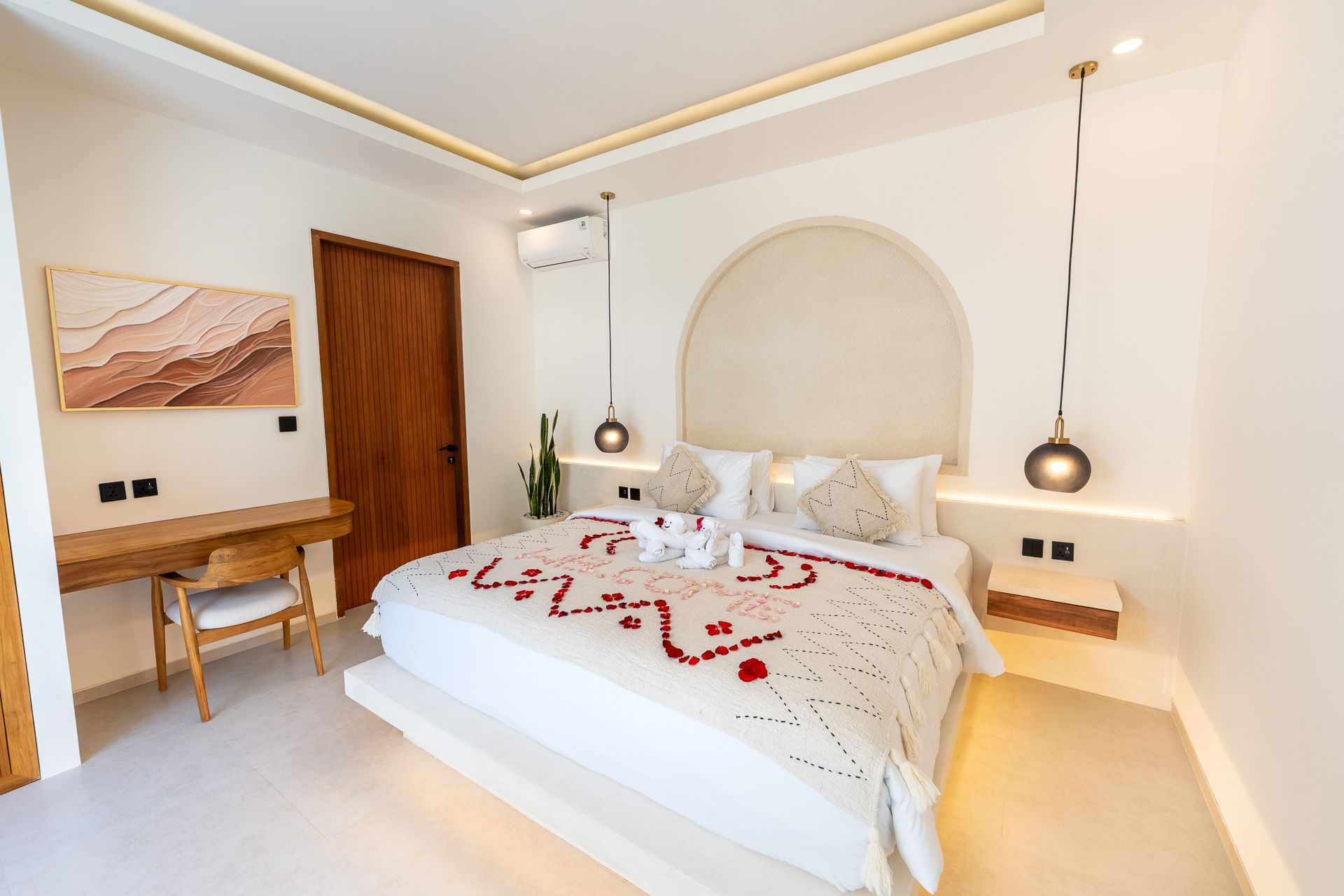 Bedrooms — photo 21