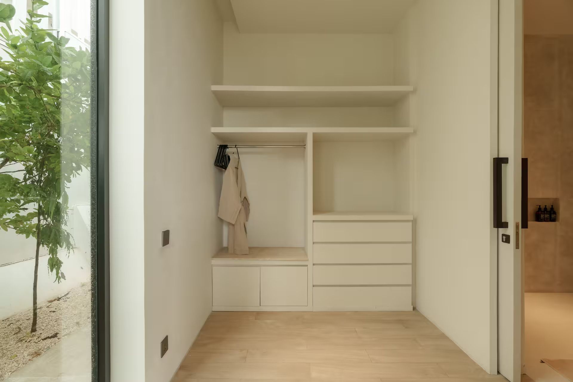 Bedrooms — photo 19