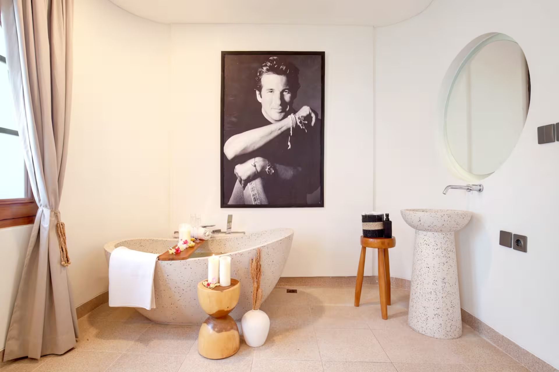 Bathrooms — photo 27