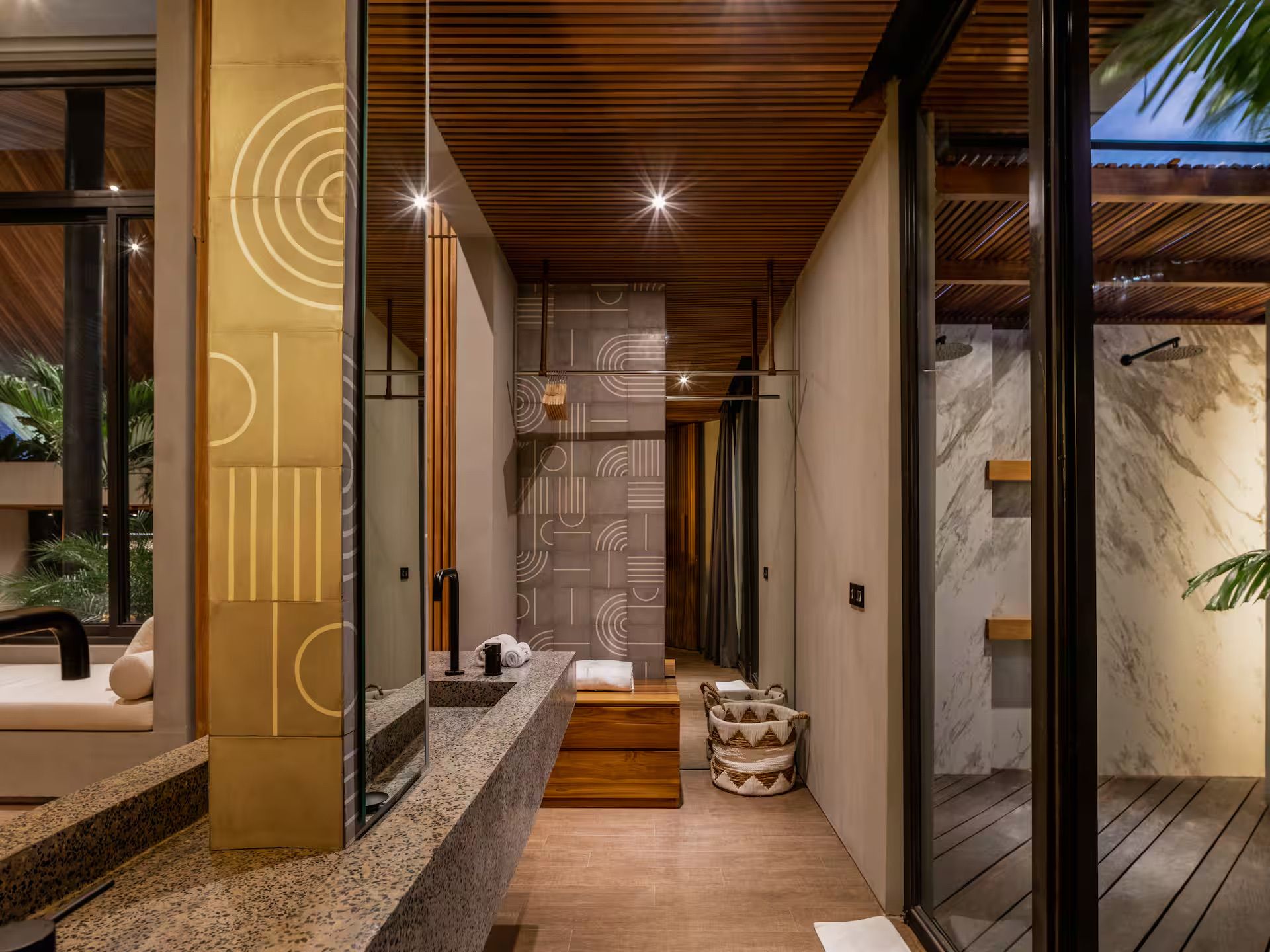 Bathrooms — photo 23