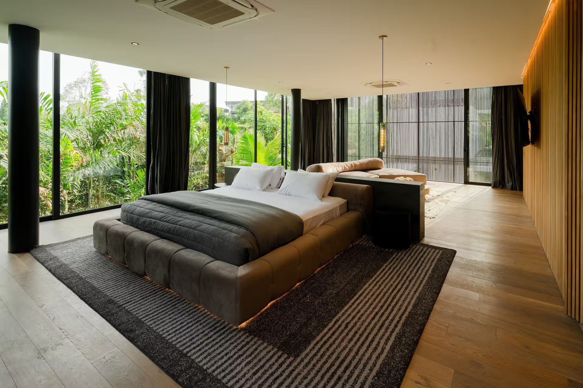 Bedrooms — photo 22
