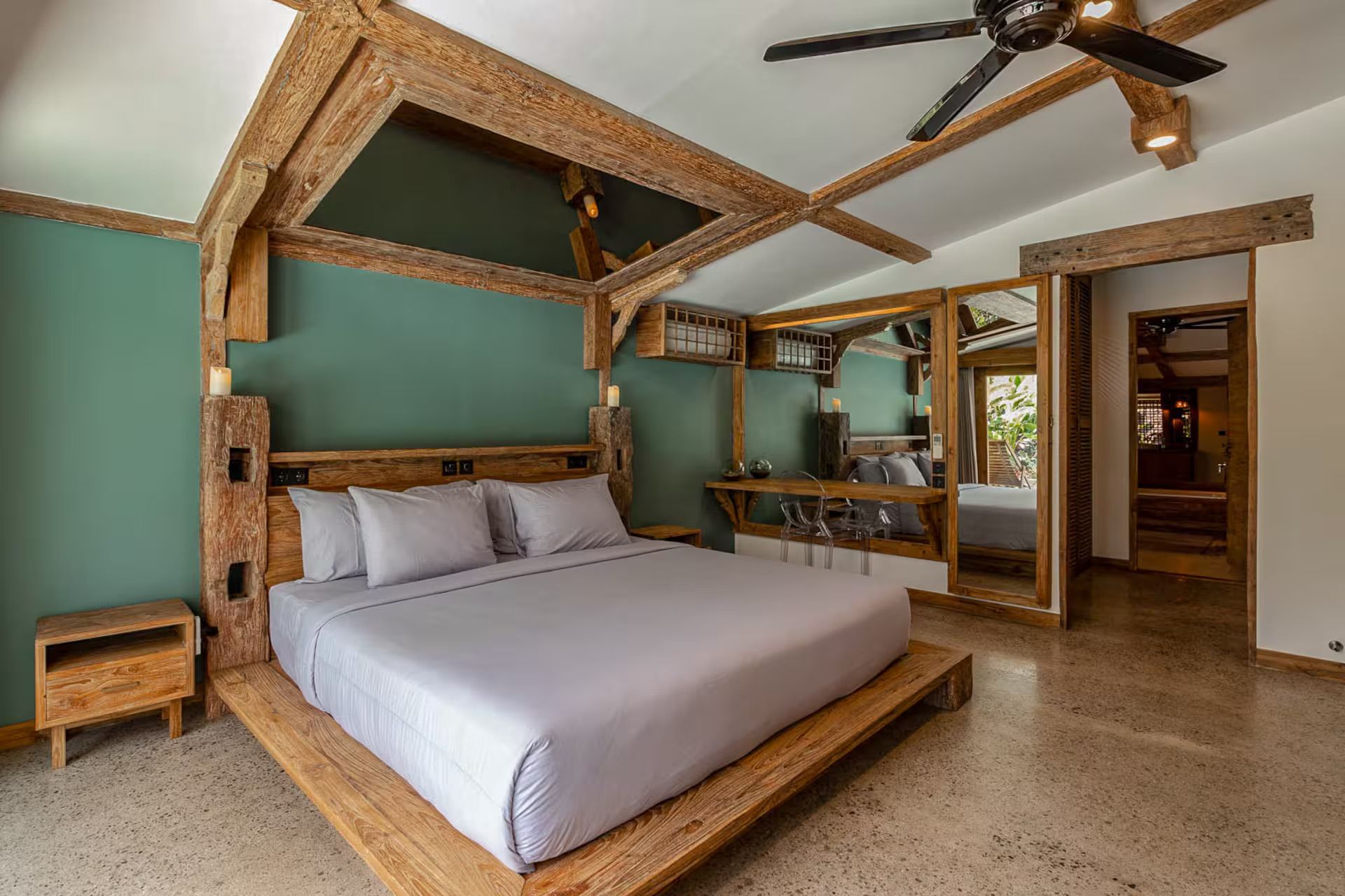 Bedrooms — photo 44