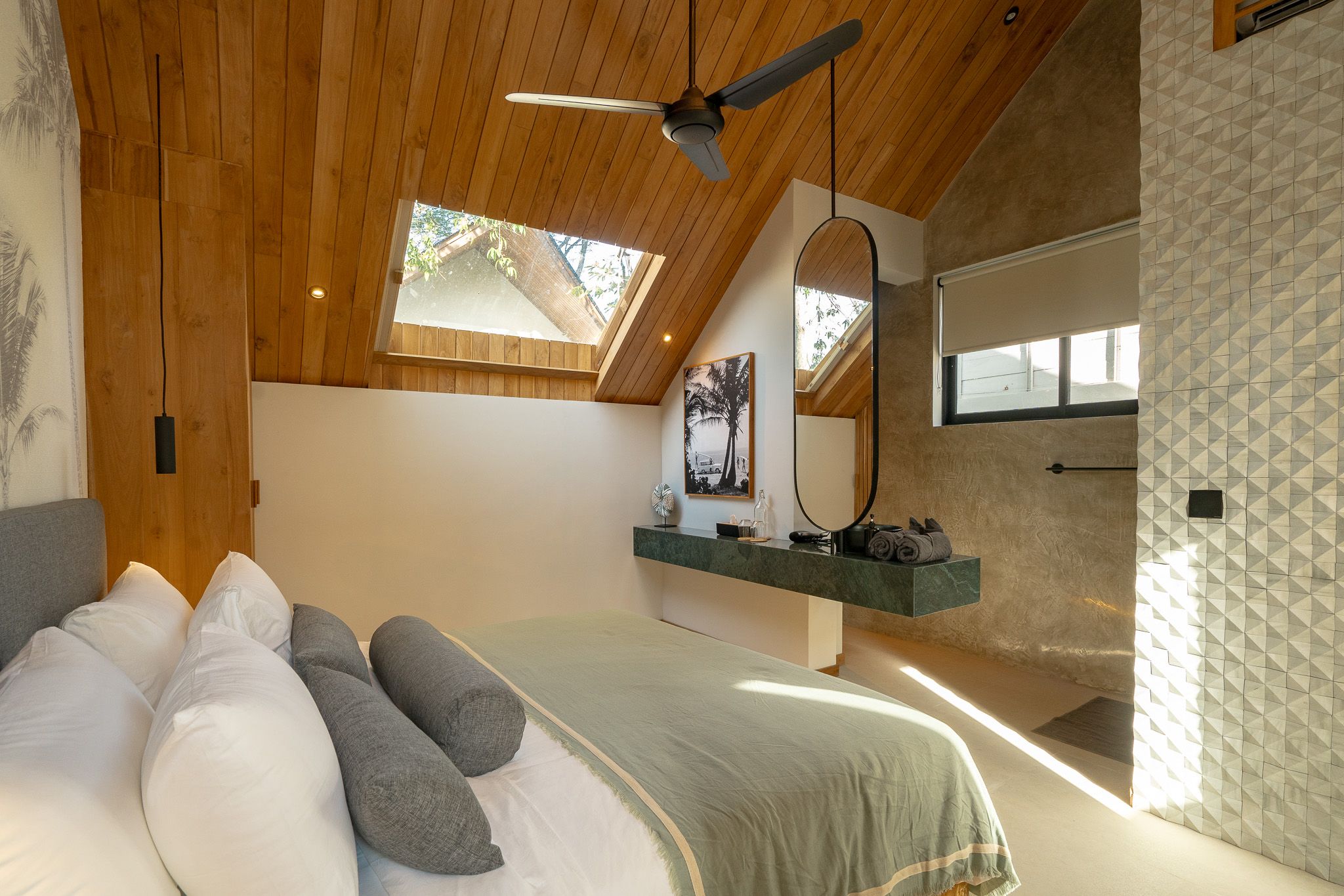 Bedrooms — photo 52