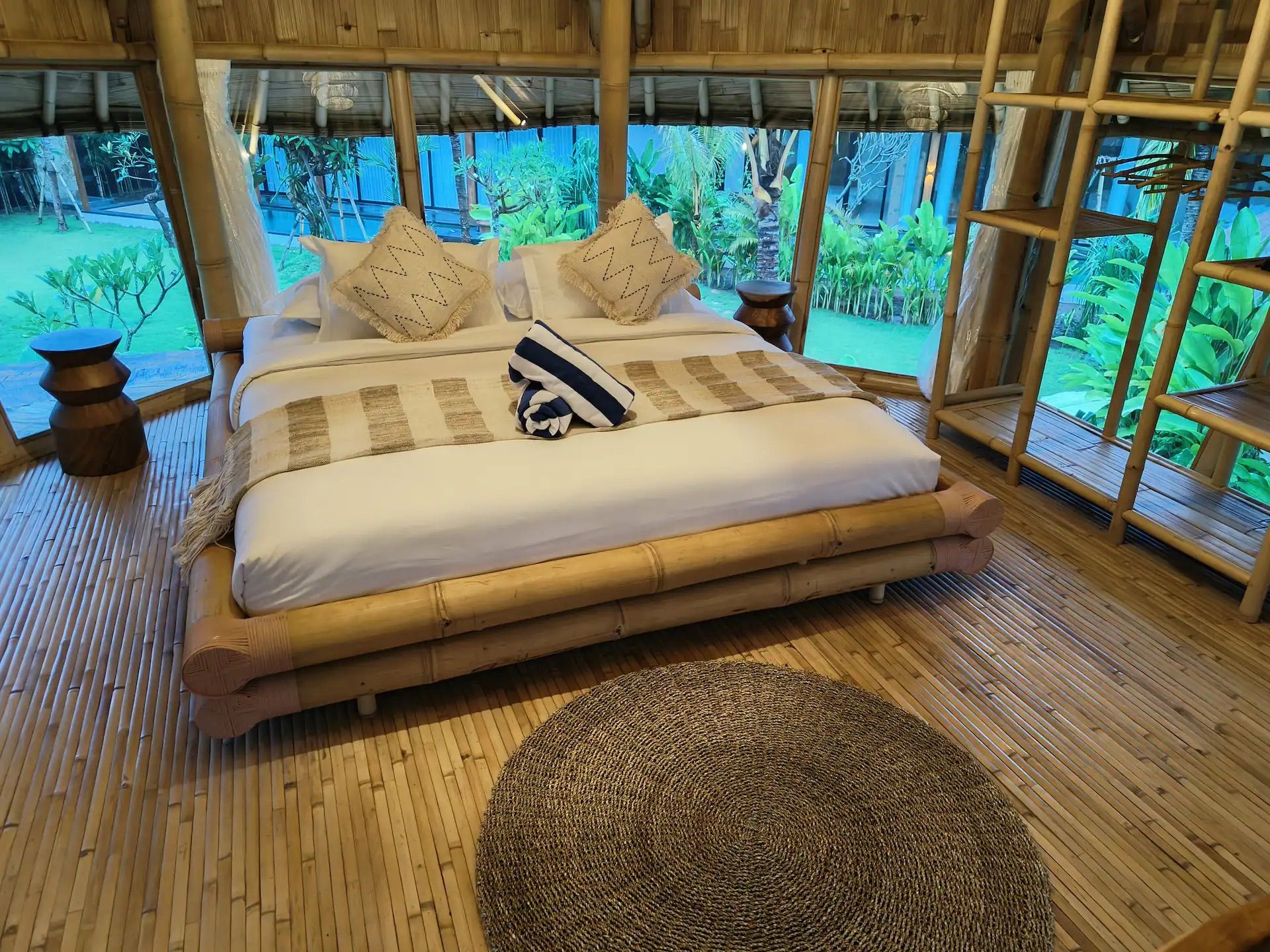 Bedrooms — photo 18