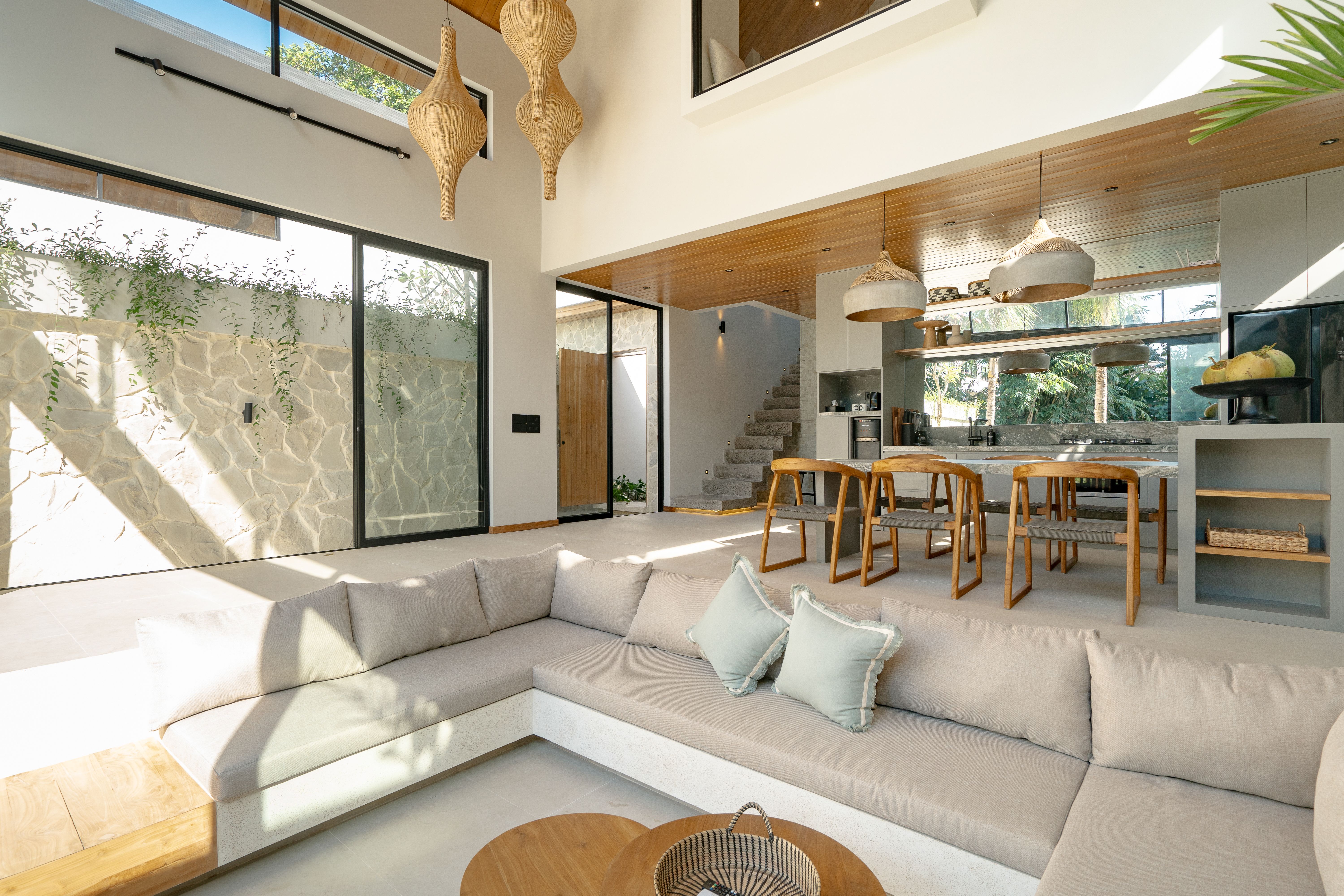 Living & Dining areas — photo 34