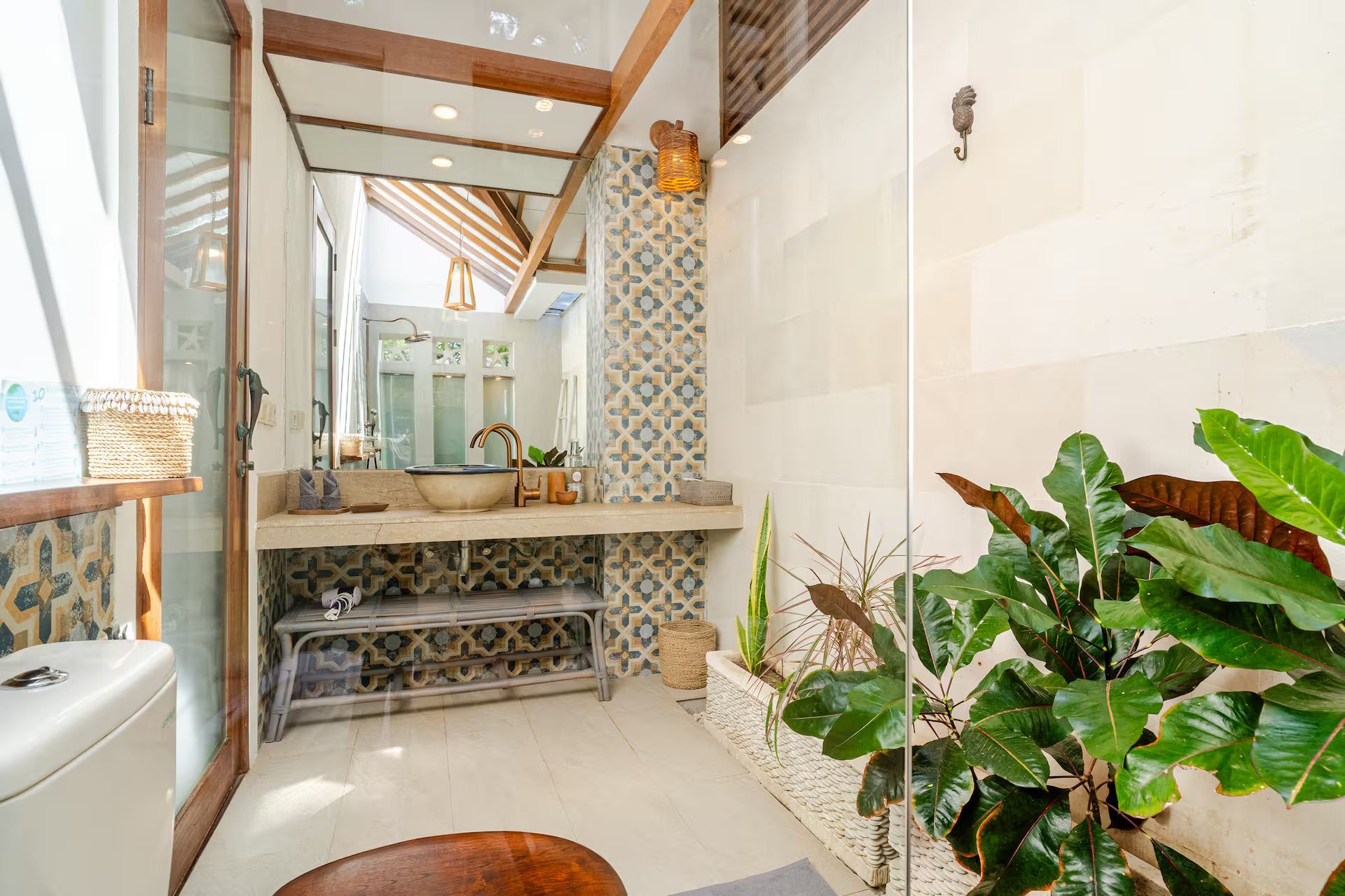 Bathrooms — photo 30