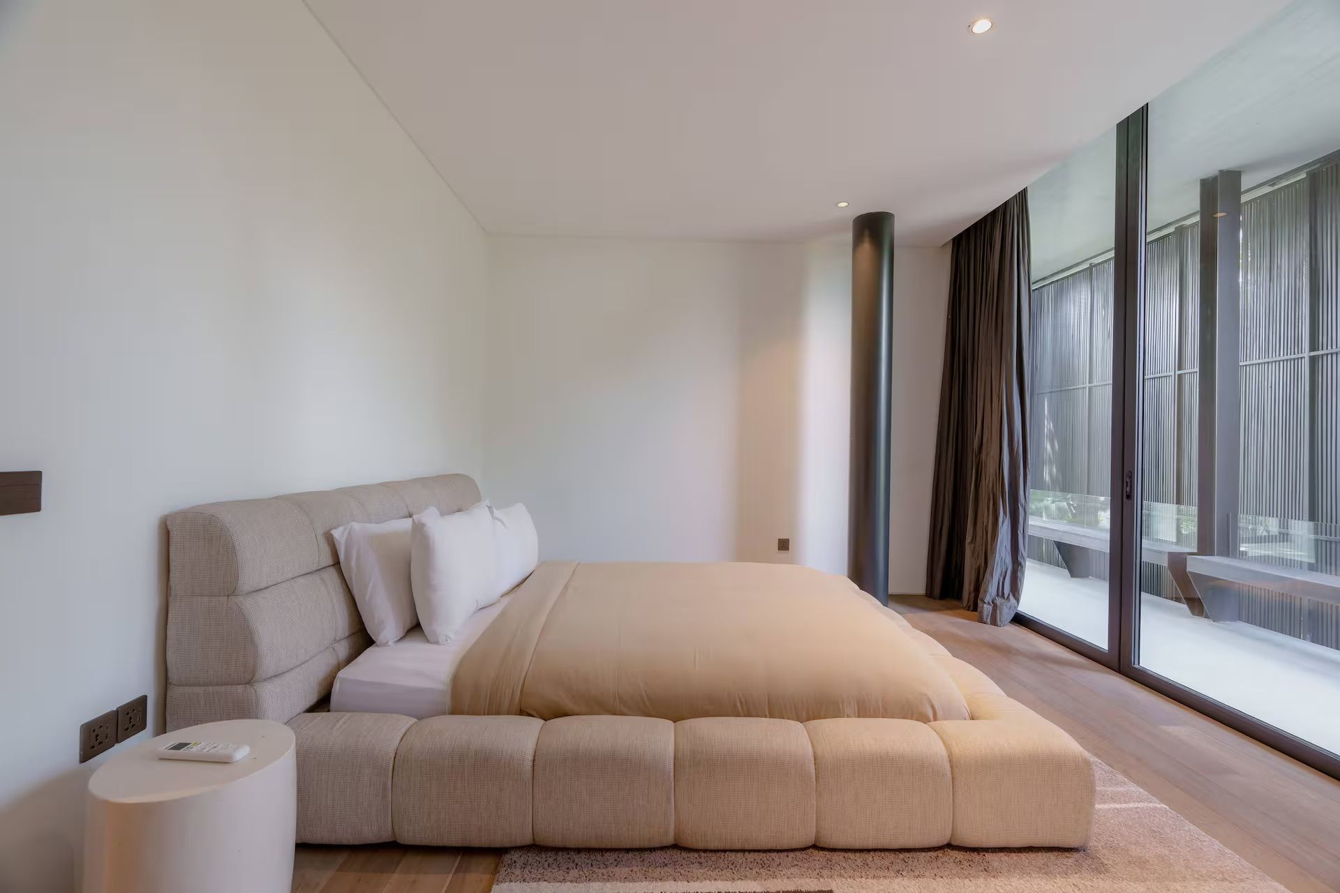 Bedrooms — photo 28