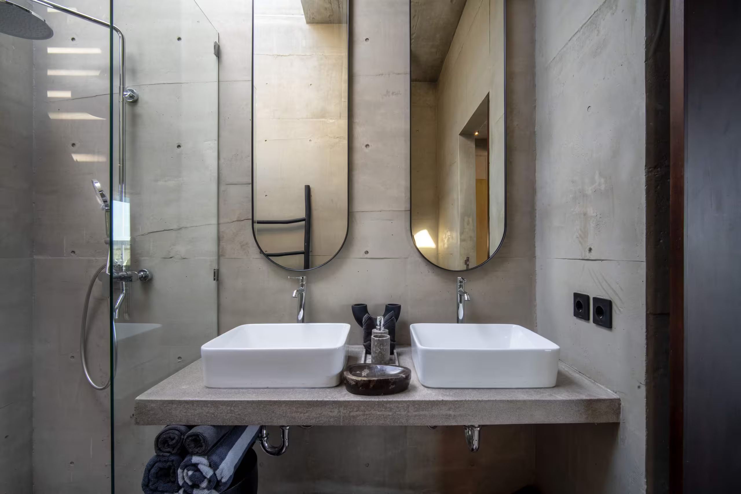 Bathrooms — photo 51