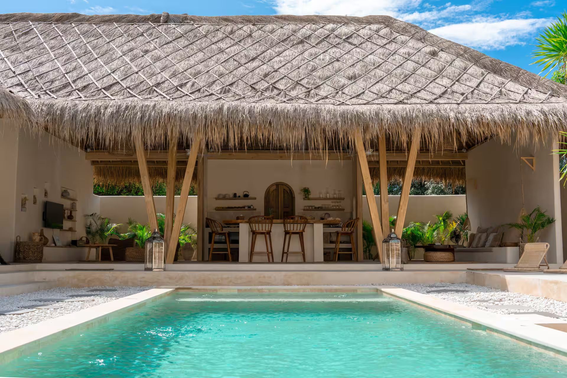 Kiki villa exterior