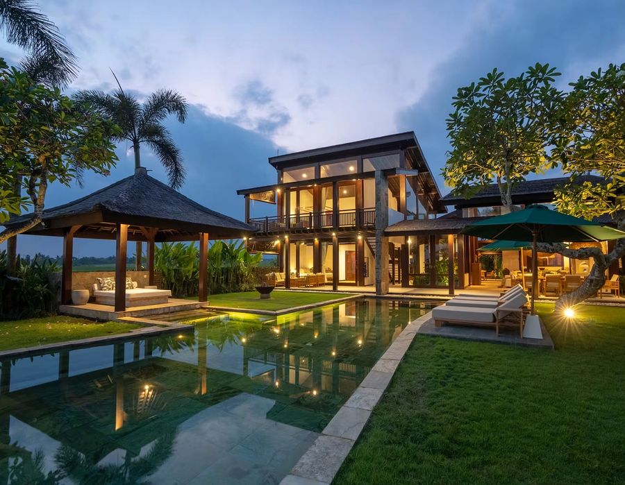 Breeze villa exterior