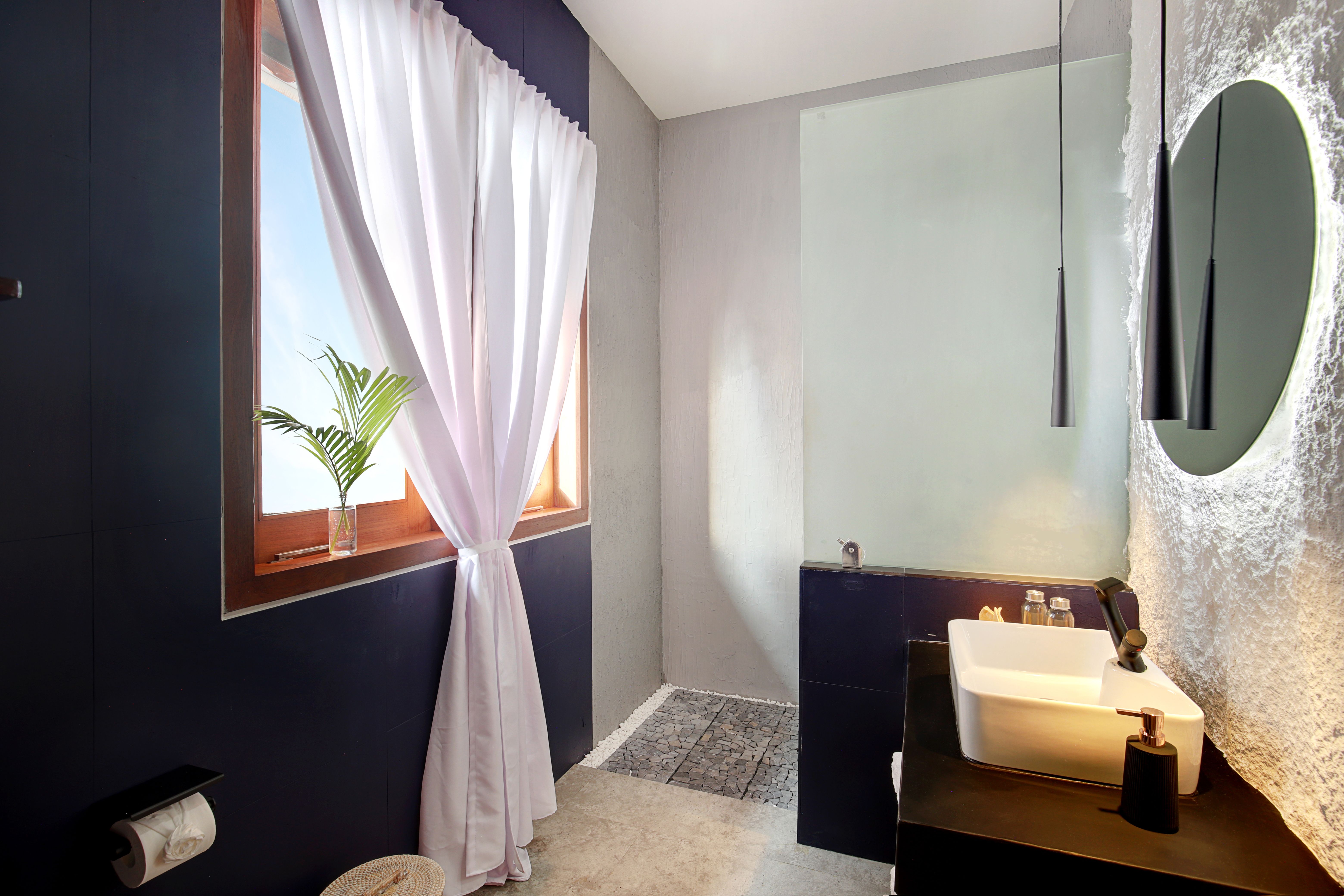 Bathrooms — photo 35