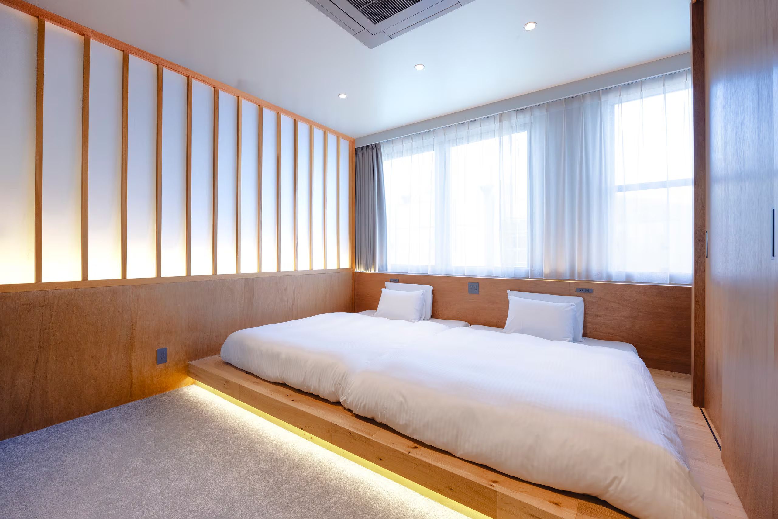 Bedrooms — photo 25