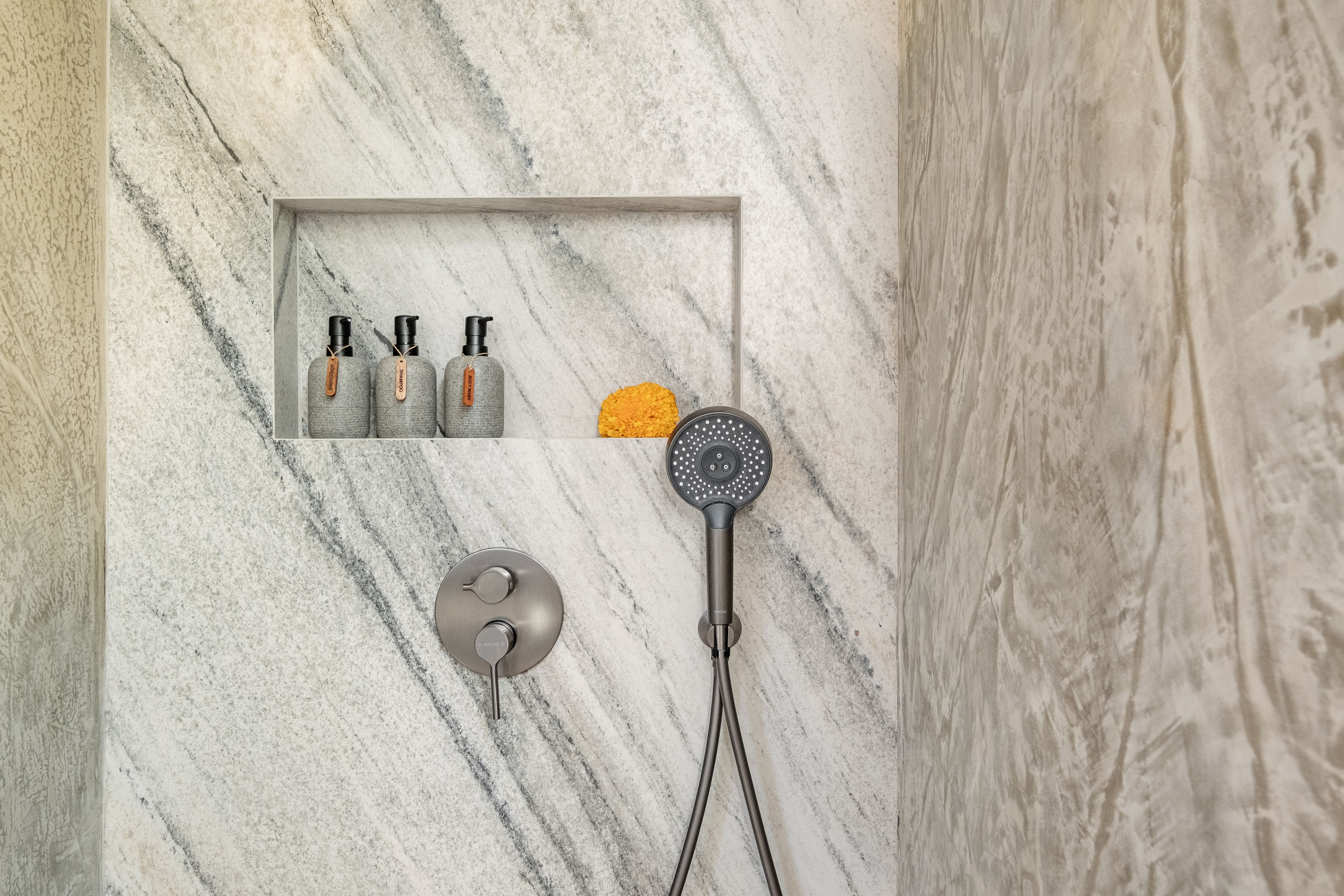Bathrooms — photo 46