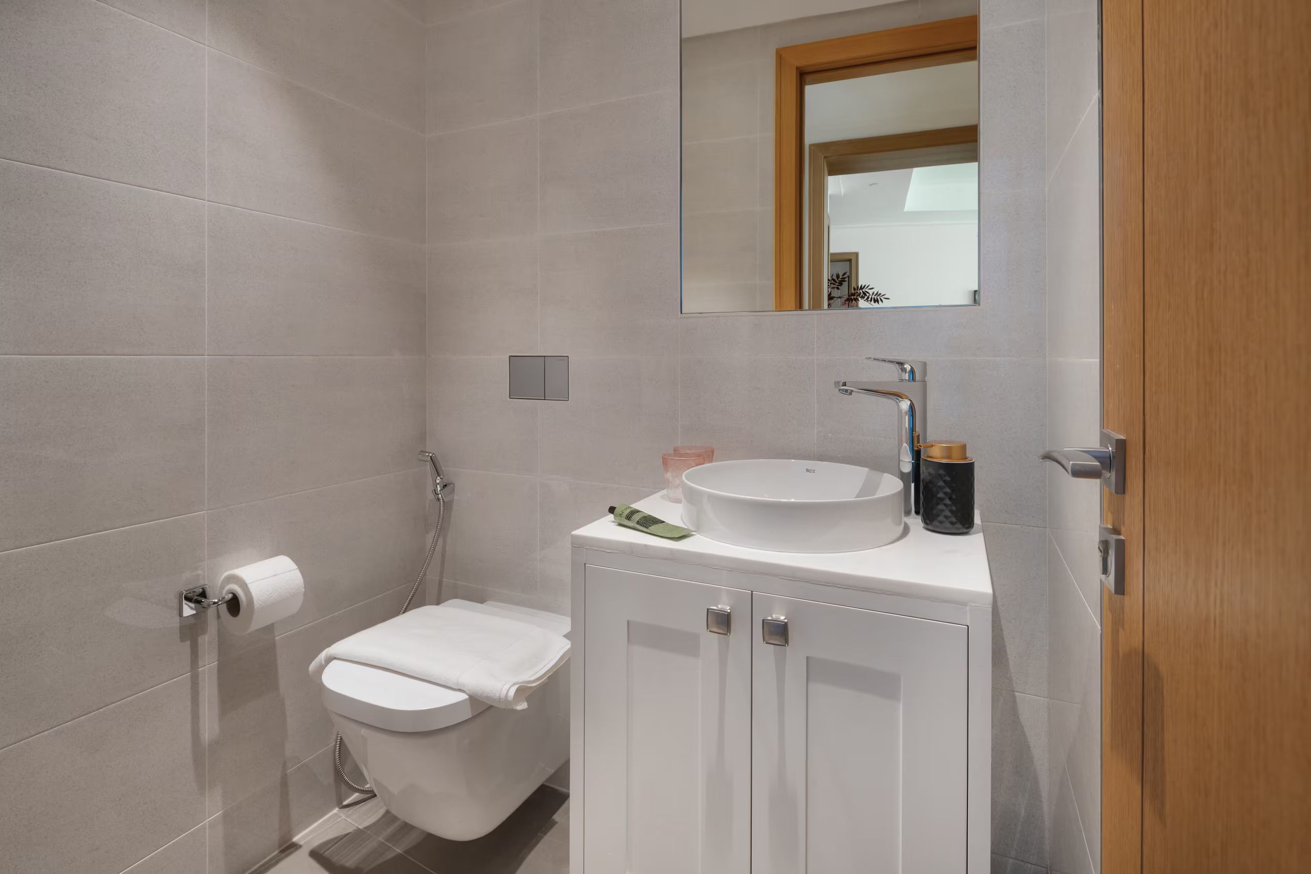 Bathrooms — photo 32