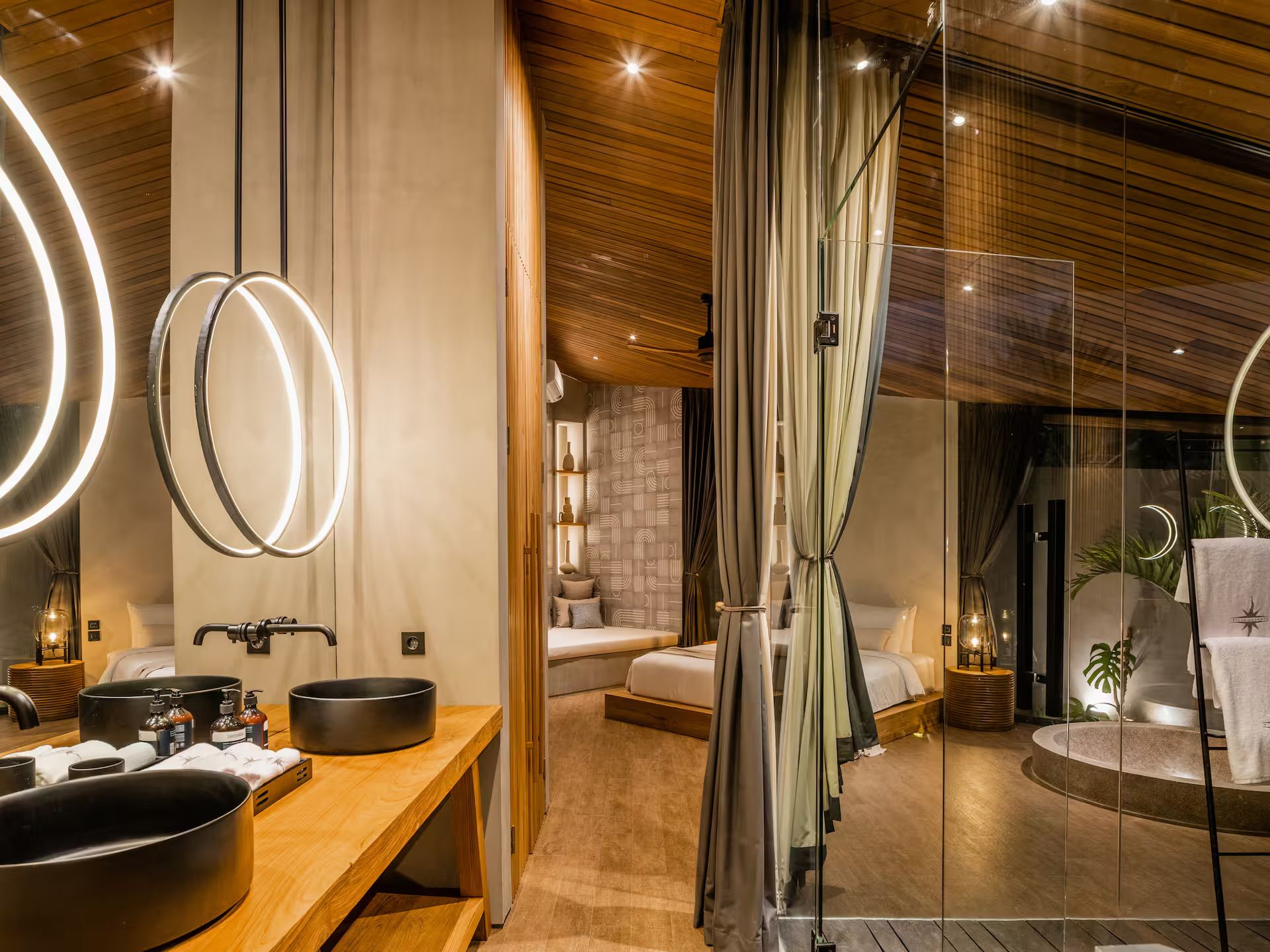 Bathrooms — photo 20