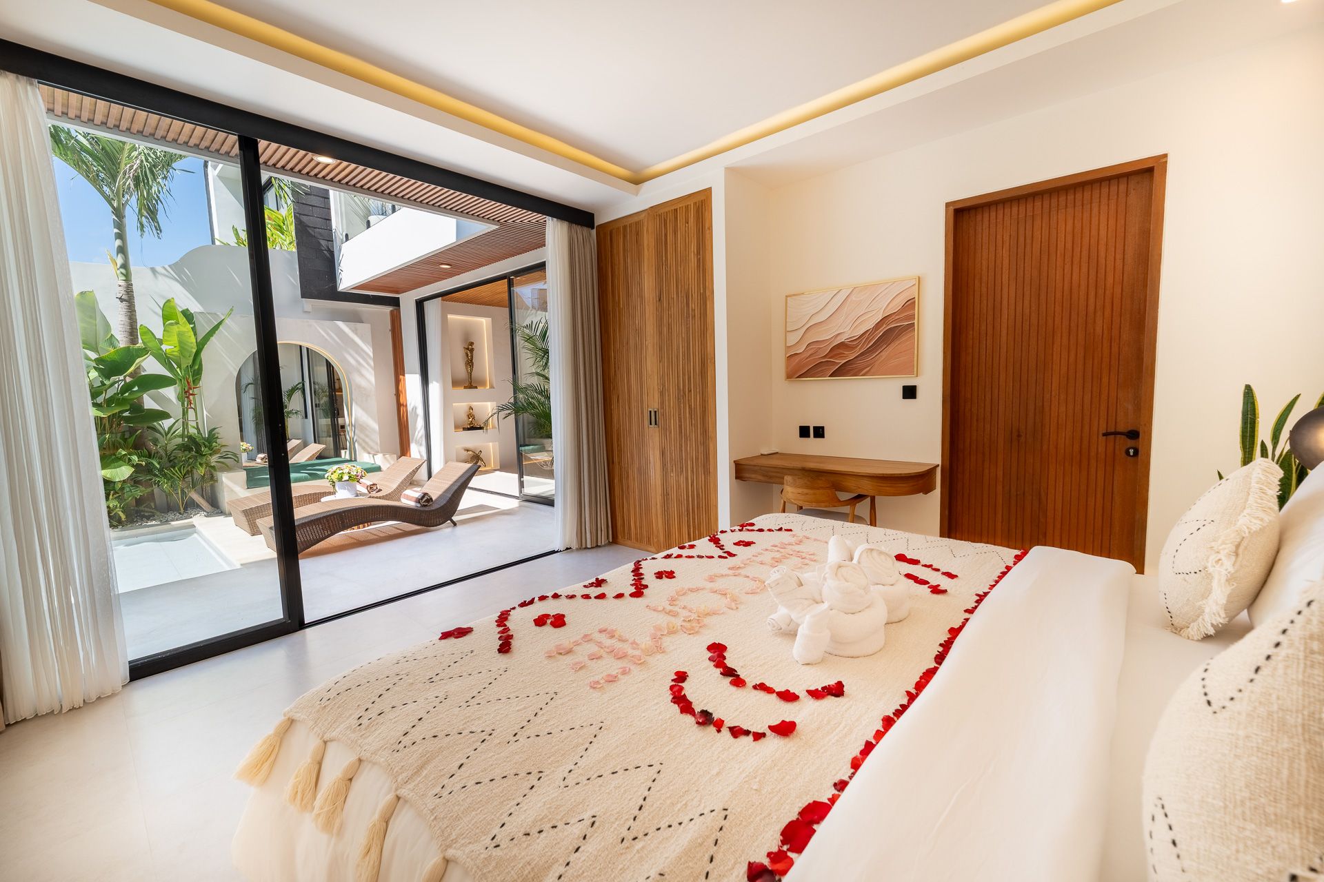 Bedrooms — photo 22