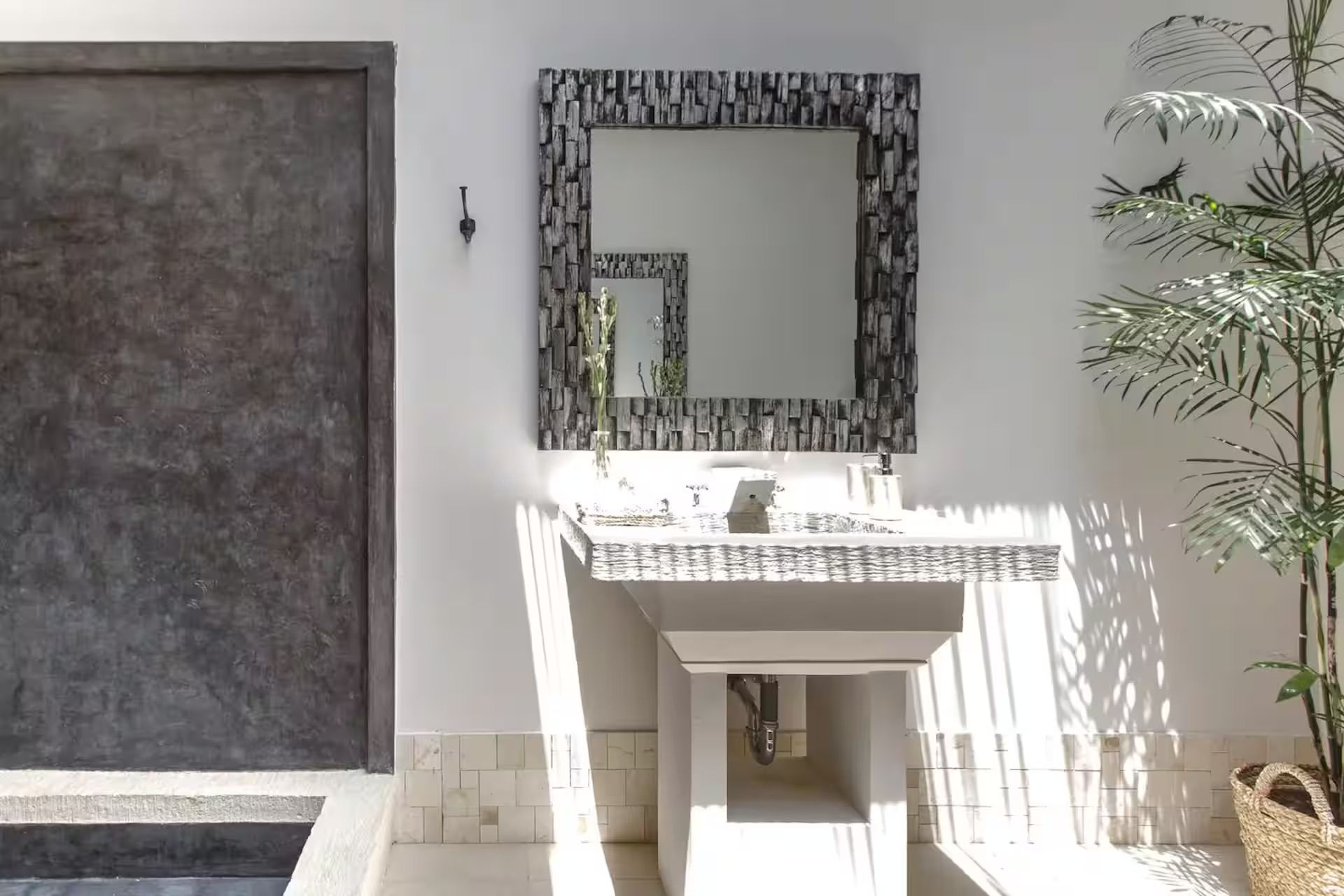 Bathrooms — photo 24