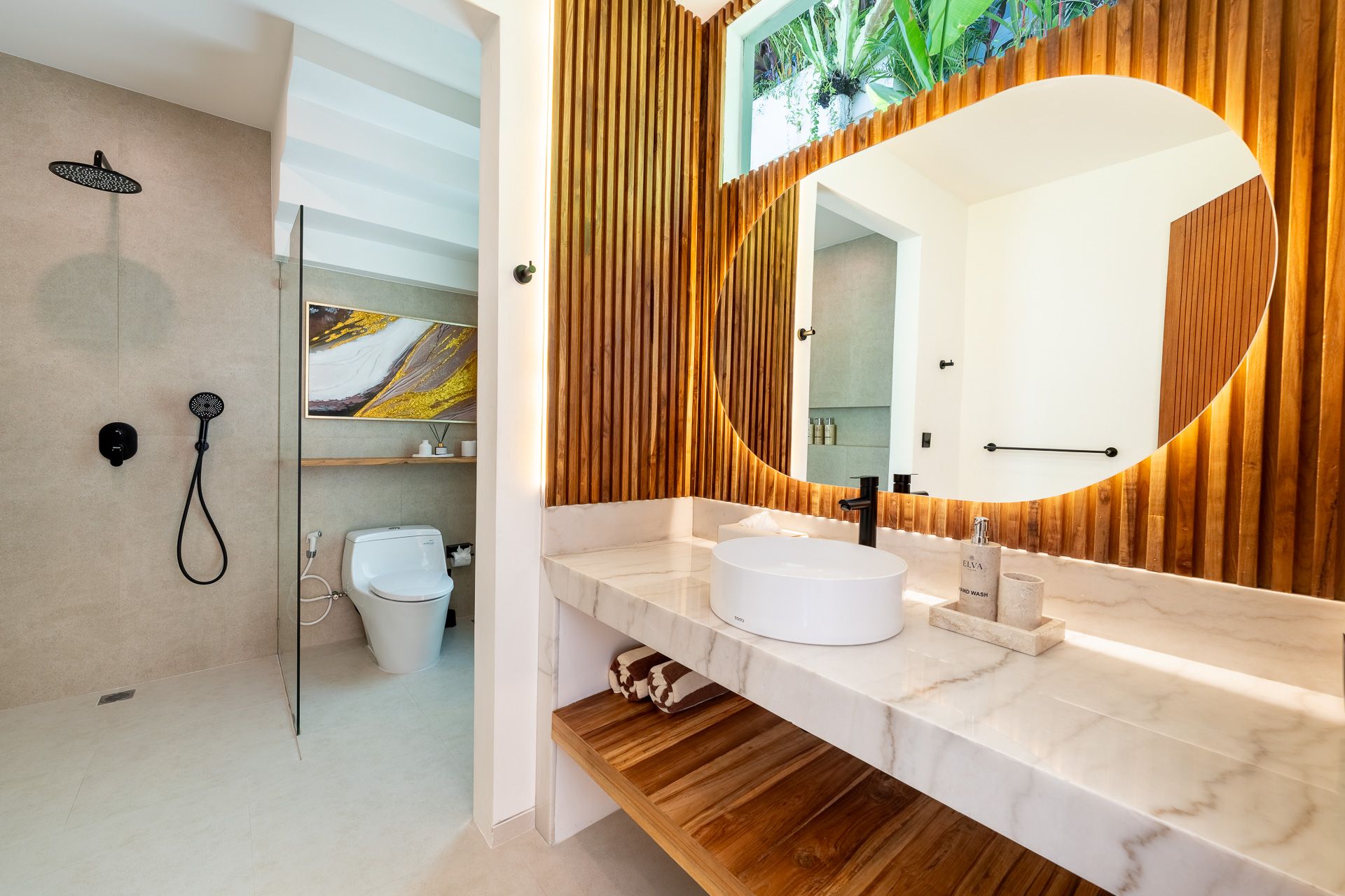 Bathrooms — photo 35