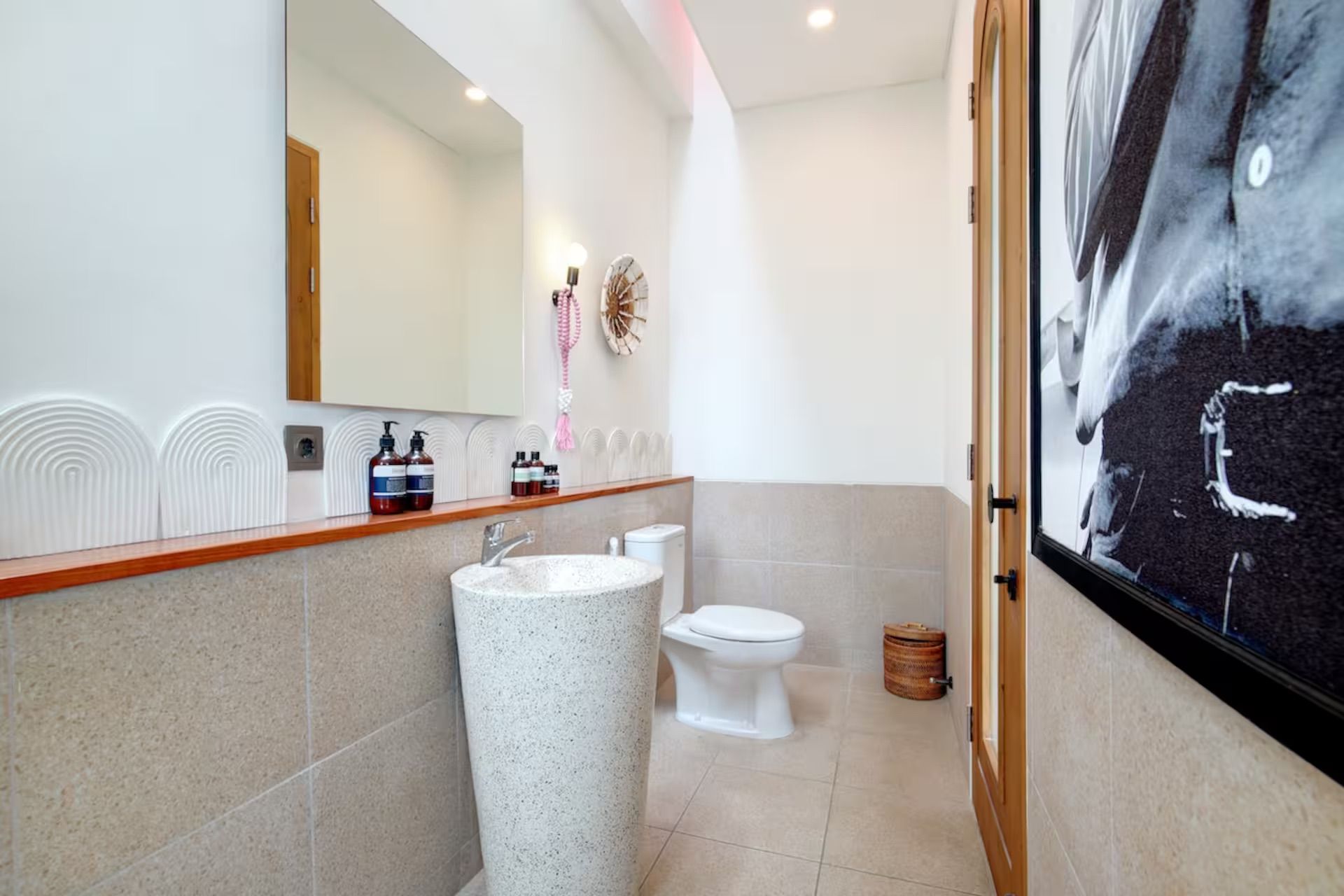 Bathrooms — photo 28