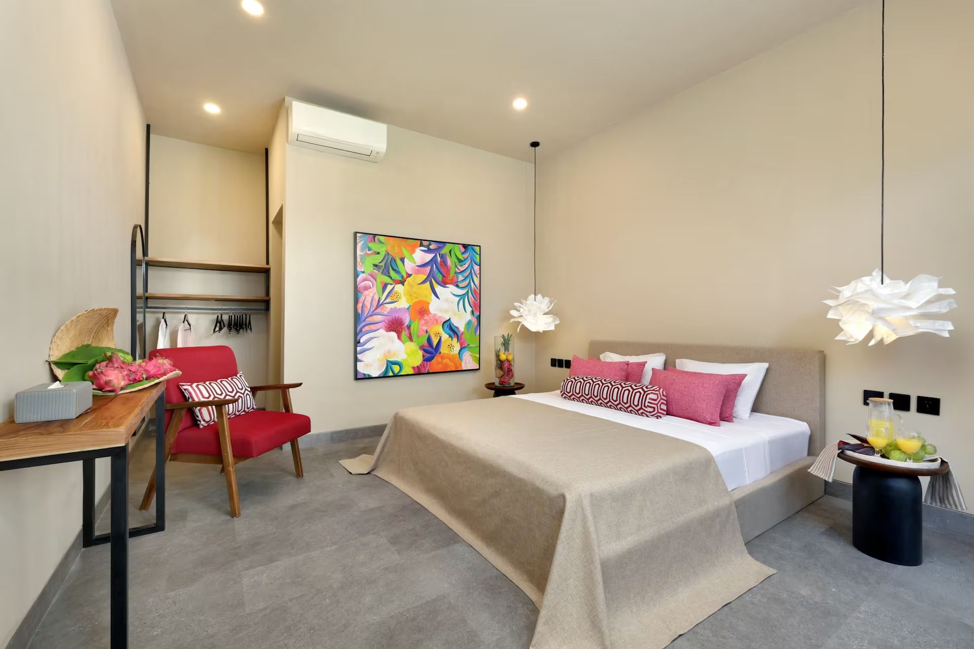 Bedrooms — photo 29