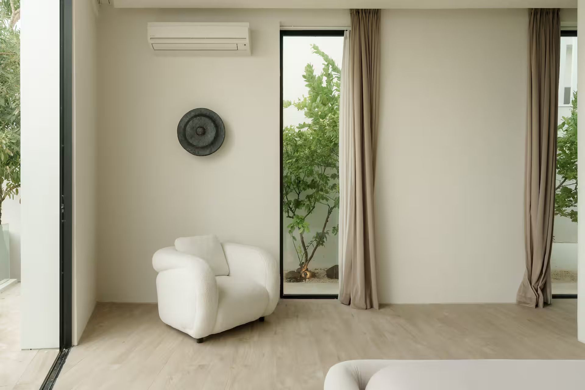 Bedrooms — photo 18