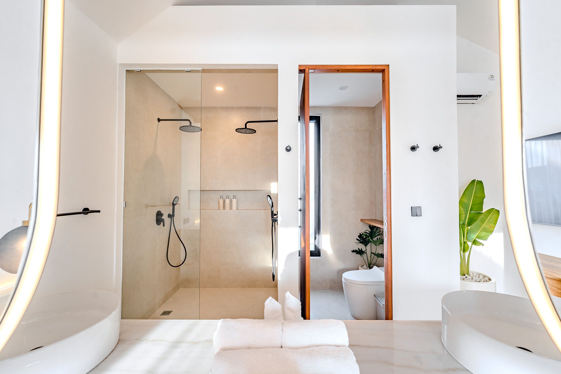 Bathrooms — photo 35
