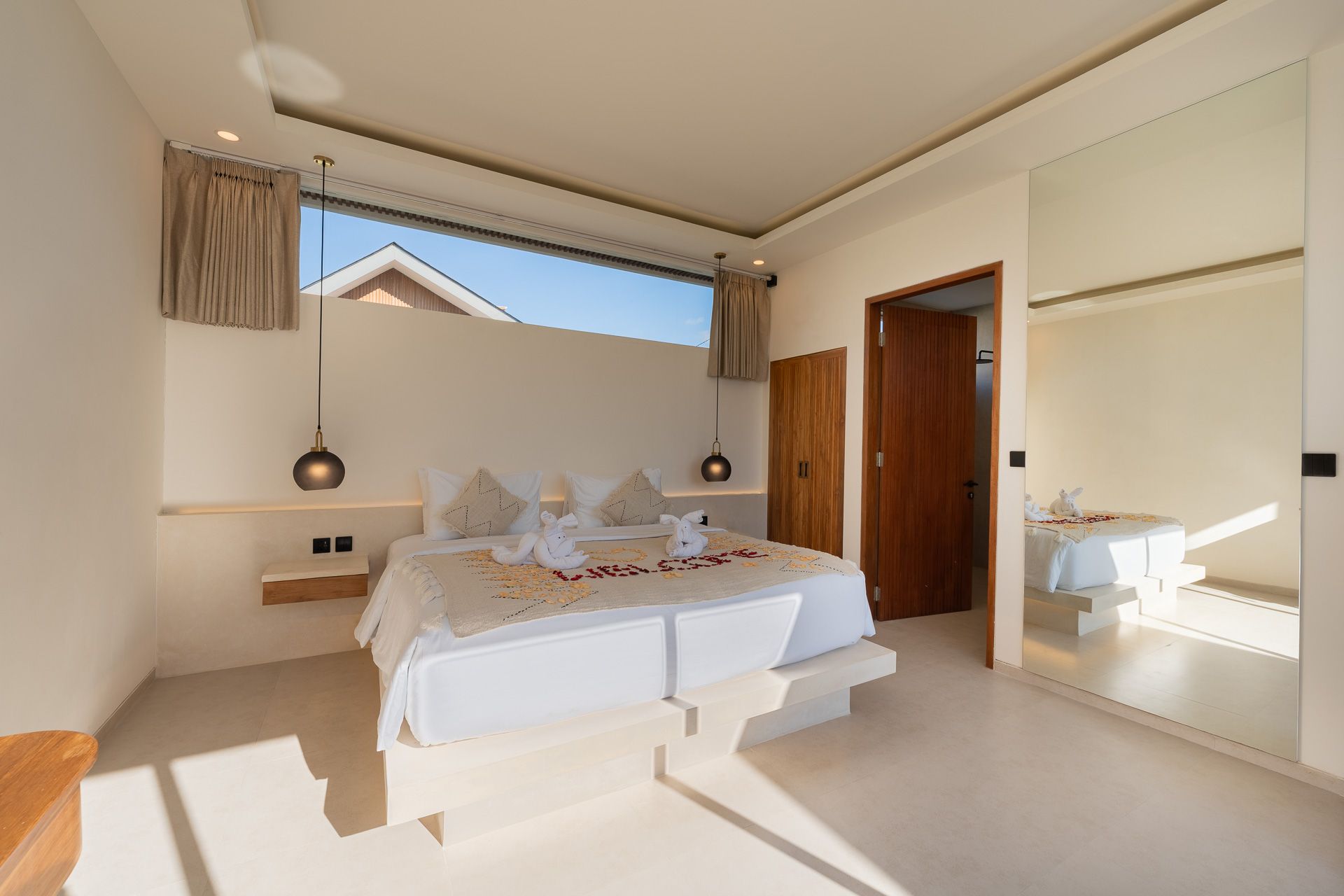 Bedrooms — photo 29