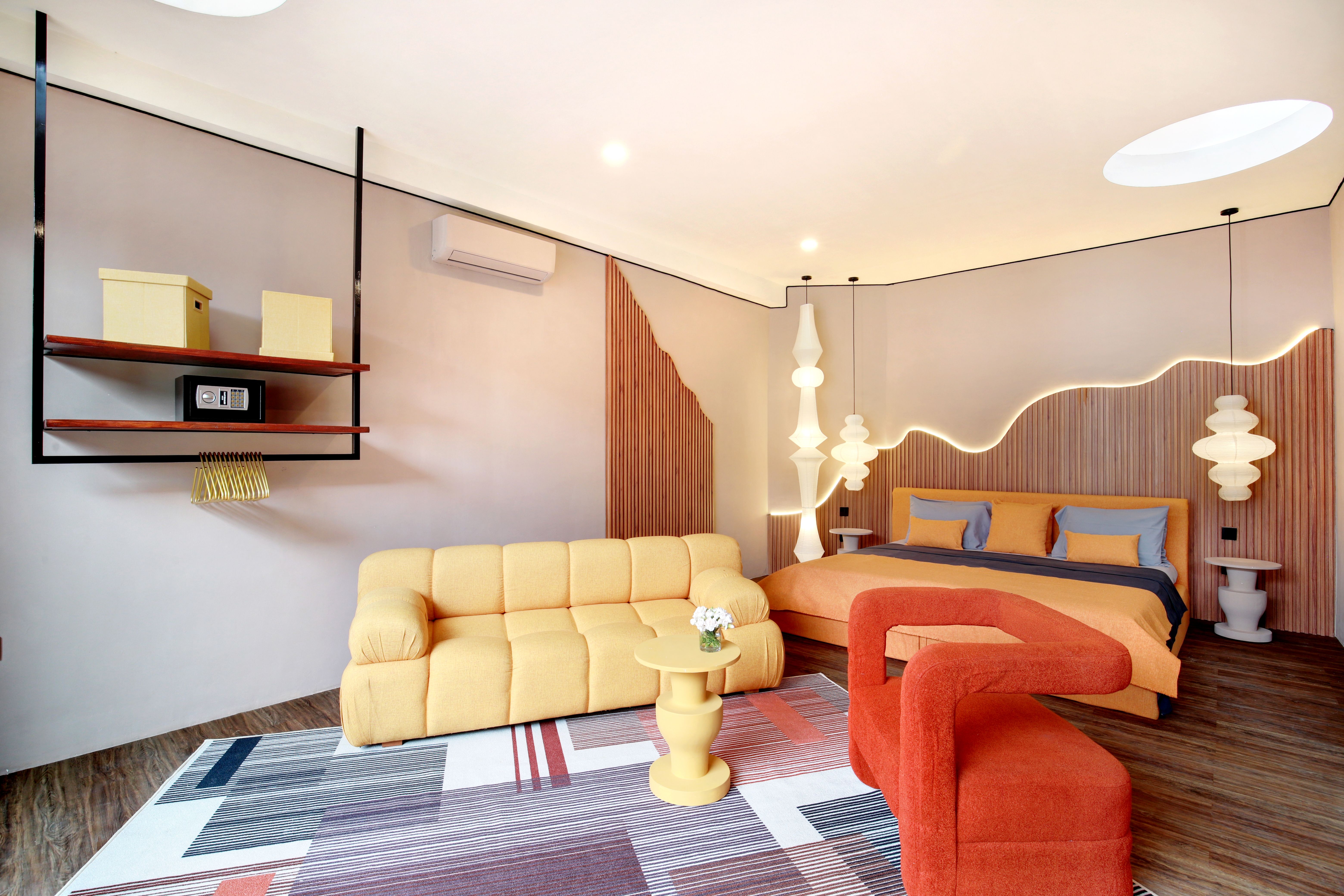 Bedrooms — photo 10