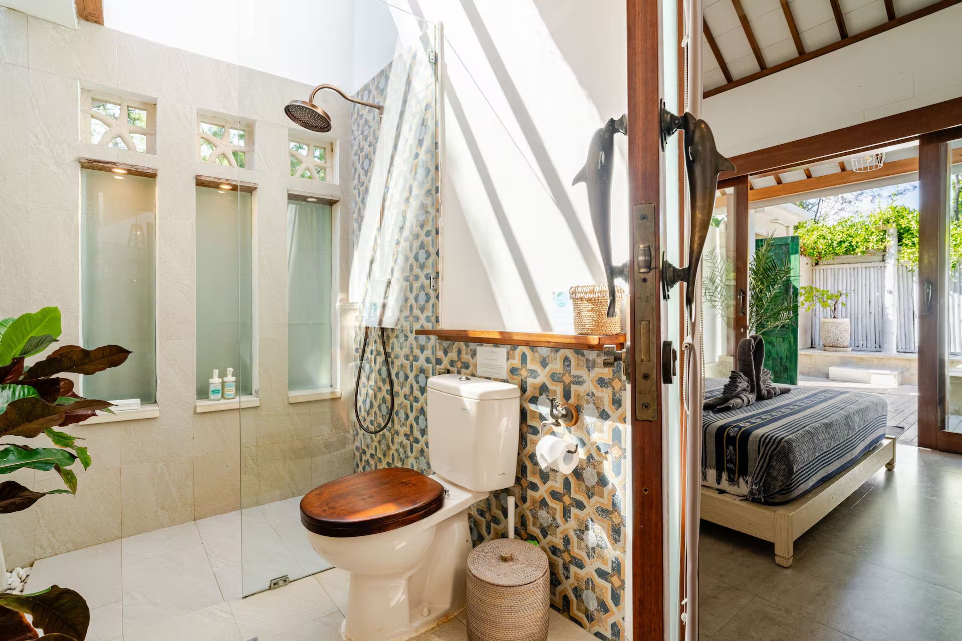 Bathrooms — photo 29