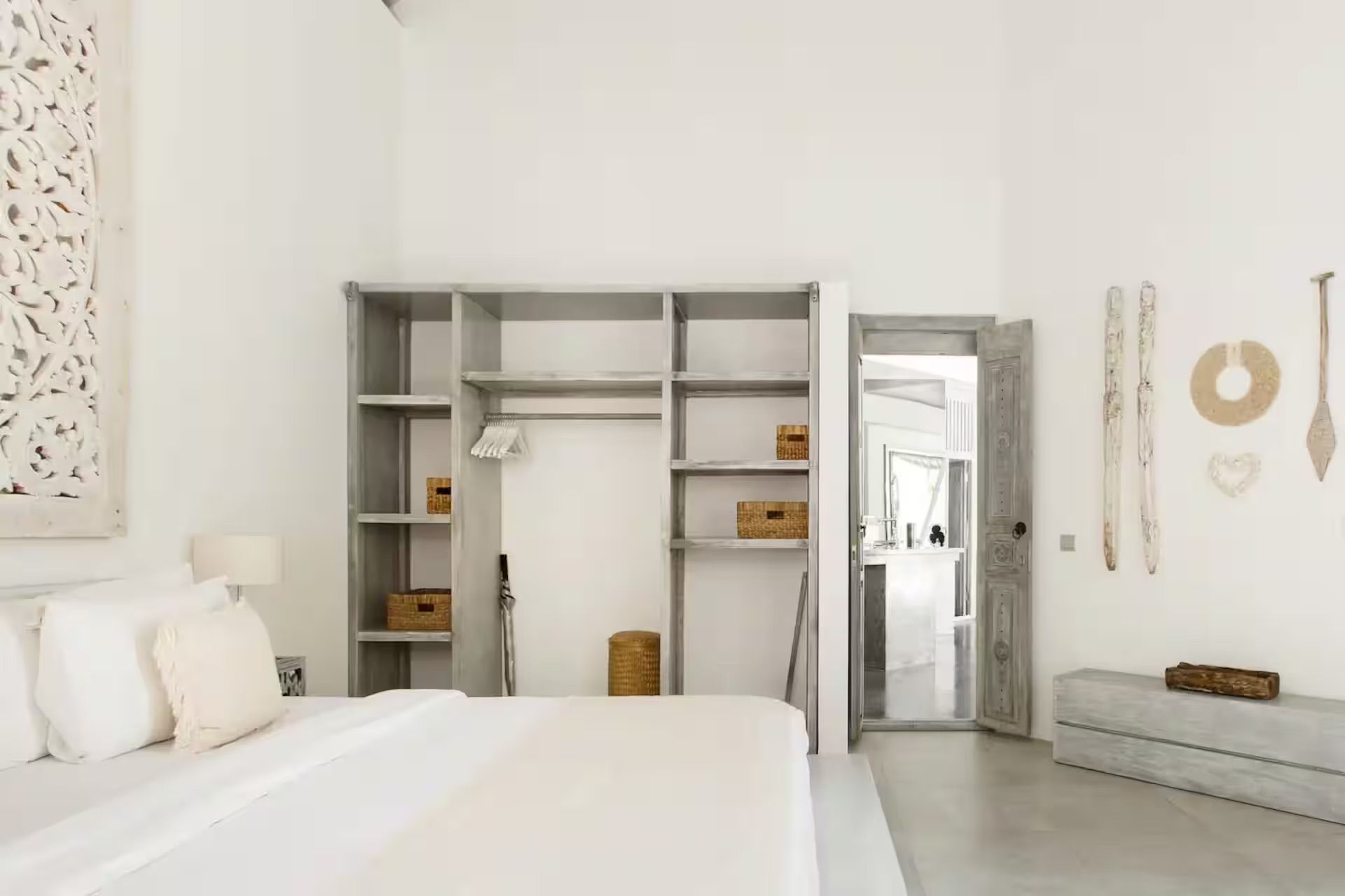 Bedrooms — photo 13