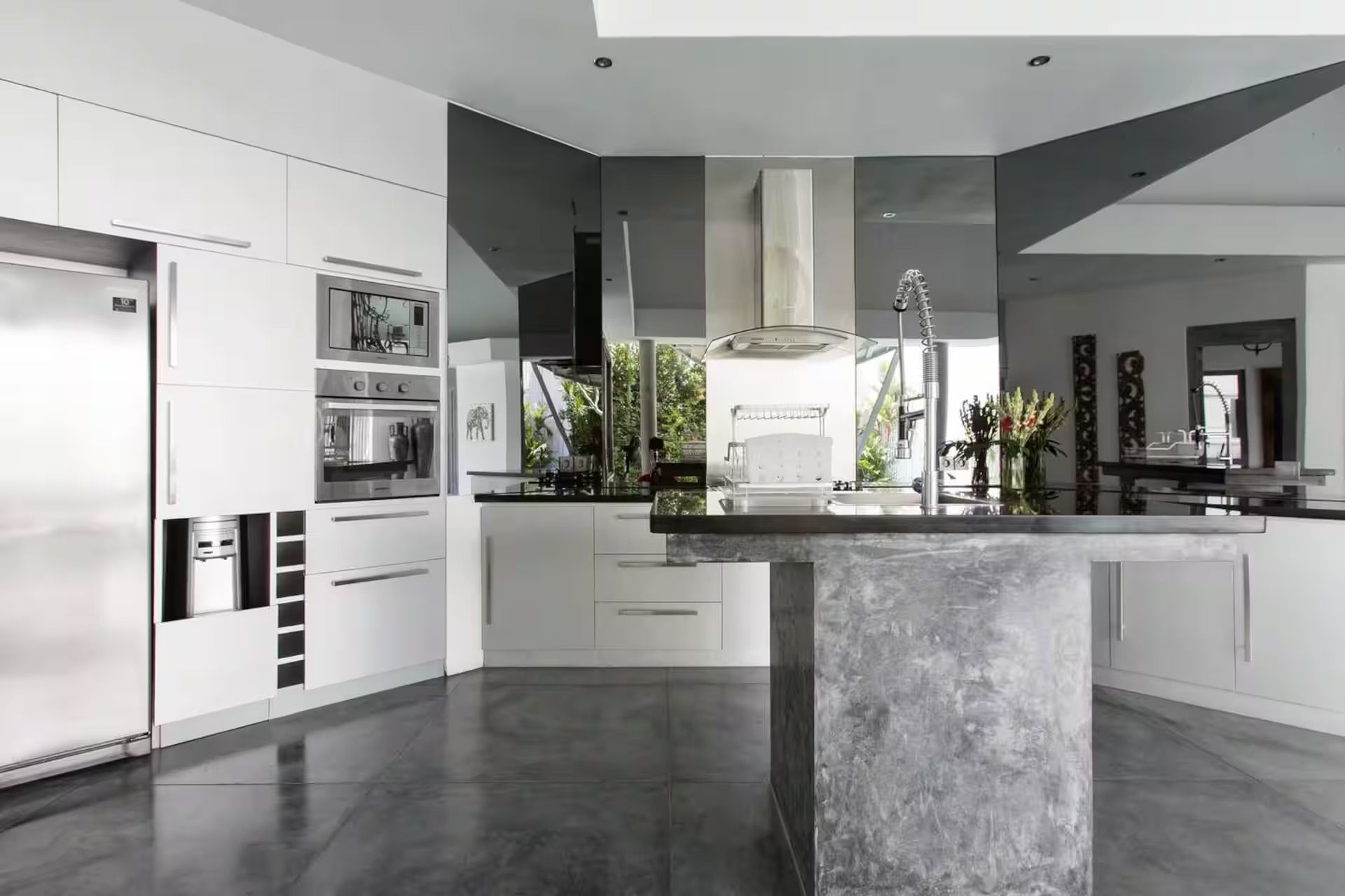 Living & Dining areas — photo 10