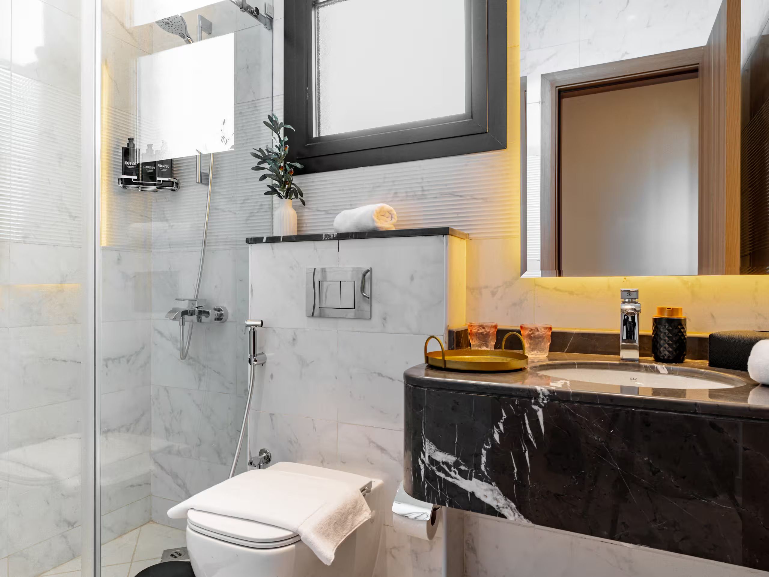 Bathrooms — photo 25
