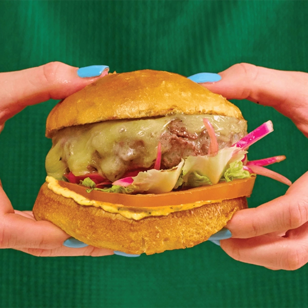 Juicy Cheeseburger 
