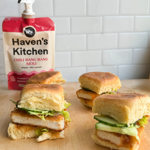 Quick Bang Bang Chicken Sliders with Haven's Kitchen Chili Bang Bang Aioli