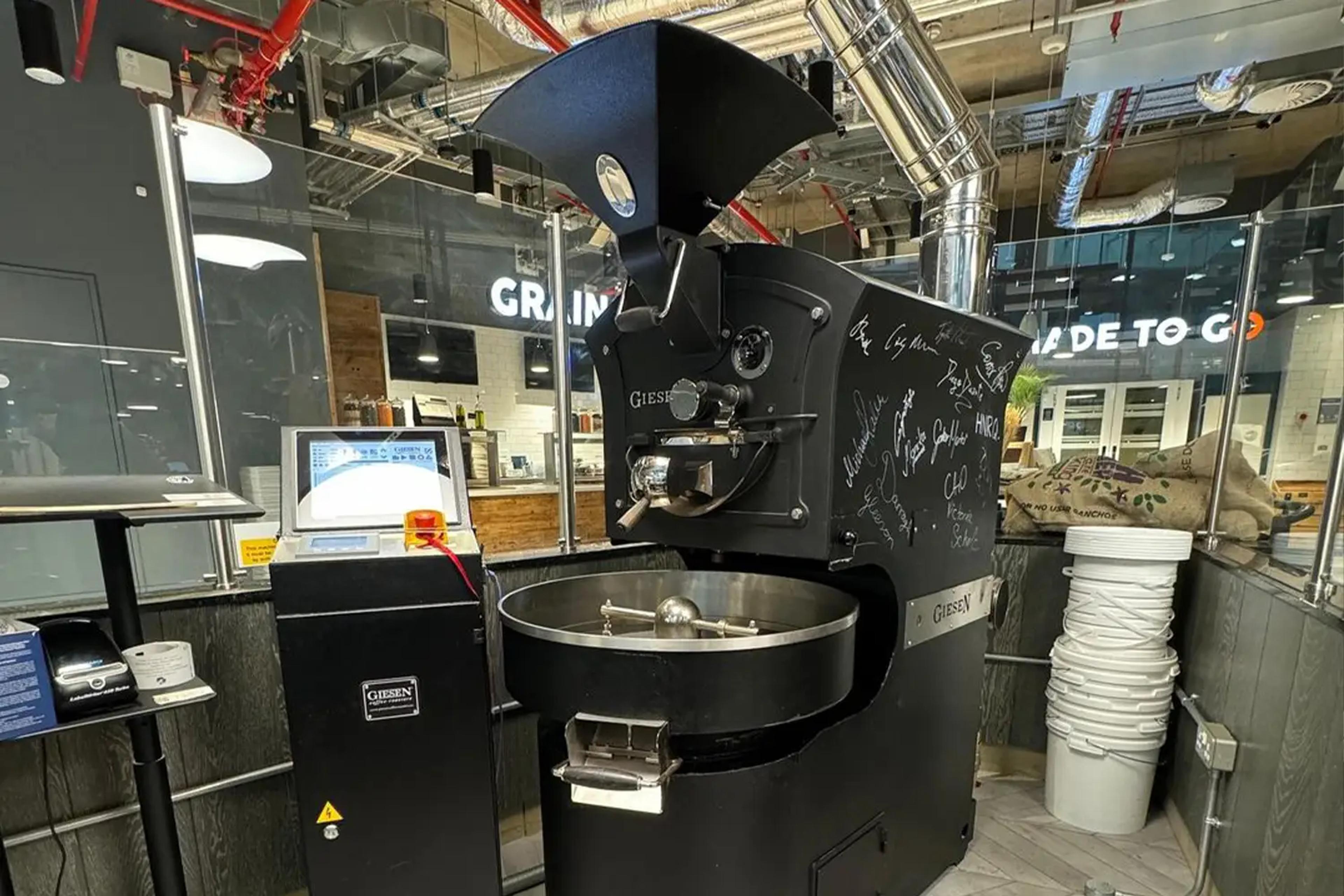 In-house Coffee Roasting: Why Are Cafes Starting to Roast Their Own Coffee?