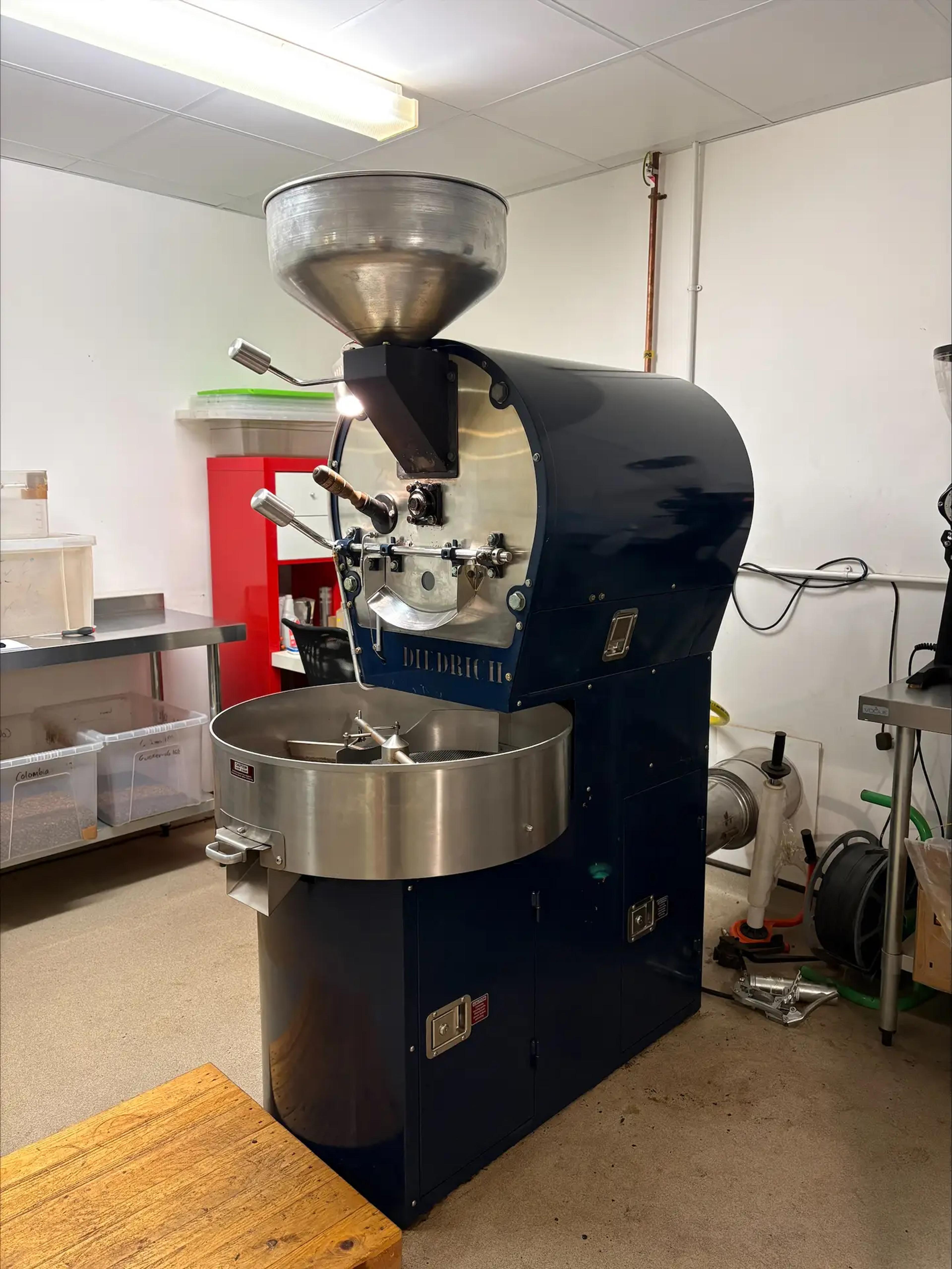 Diedrich IR12 Colour - Blue coffee roaster, 2013