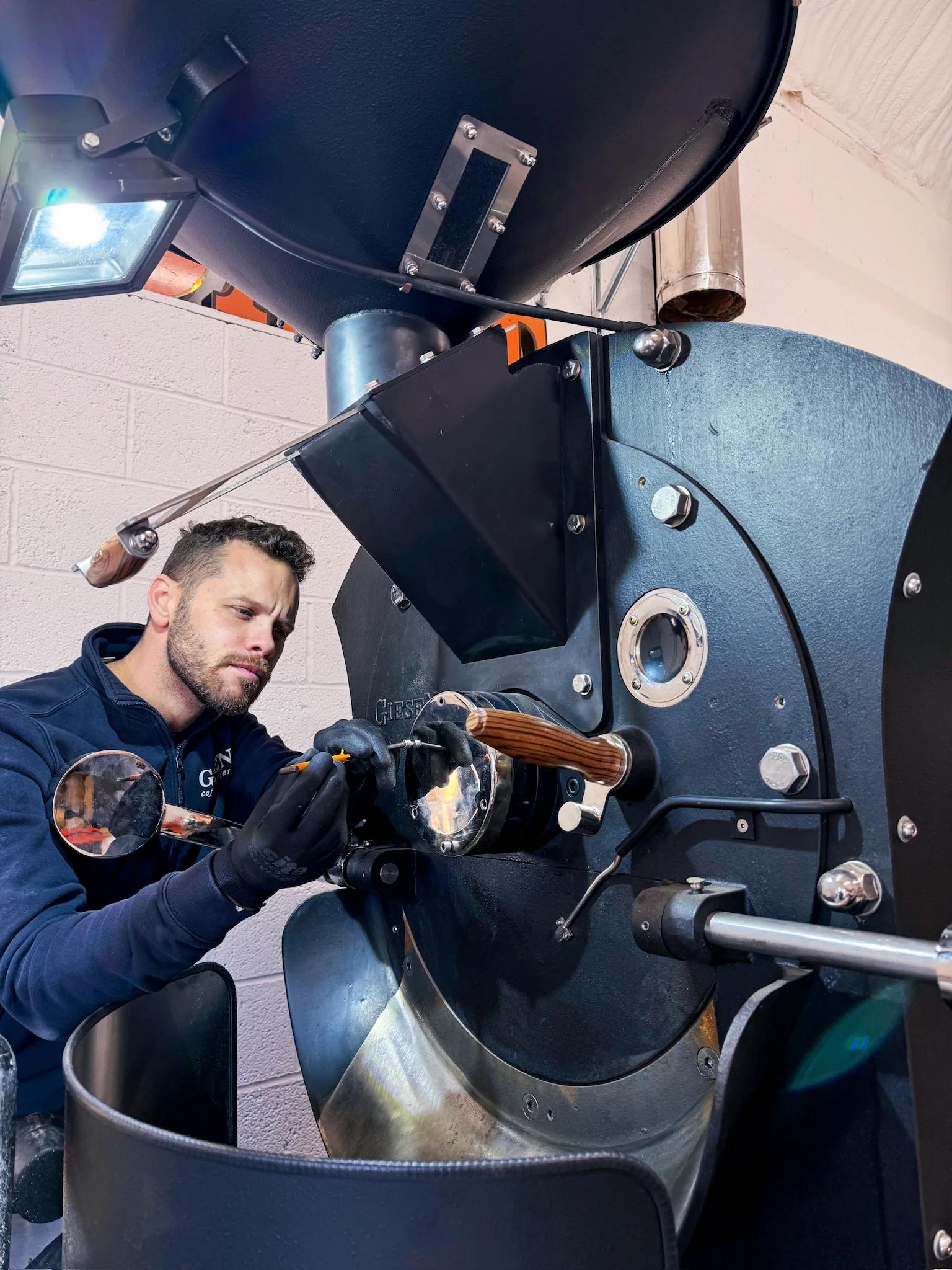 5 essential tips for maintaining your coffee roaster