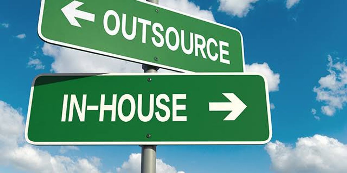 In-House vs Outsourcing