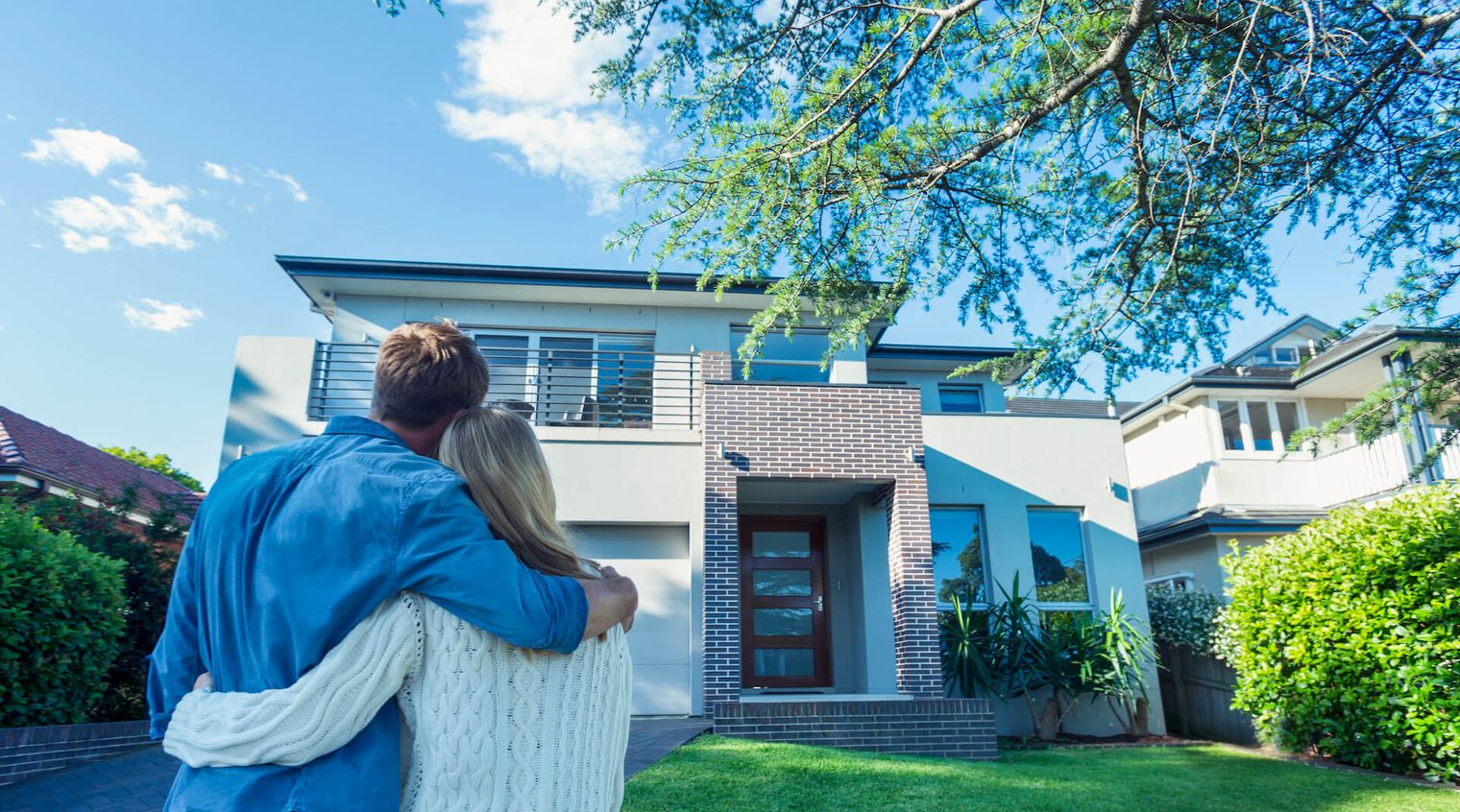 Need a little extra so you can buy your dream property? Here are 4 tips that can help maximise your borrowing power.