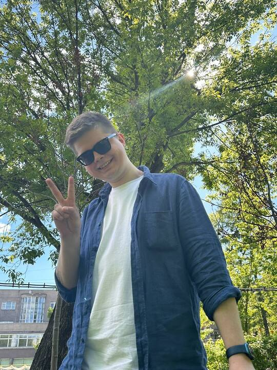 Роман Колеватов