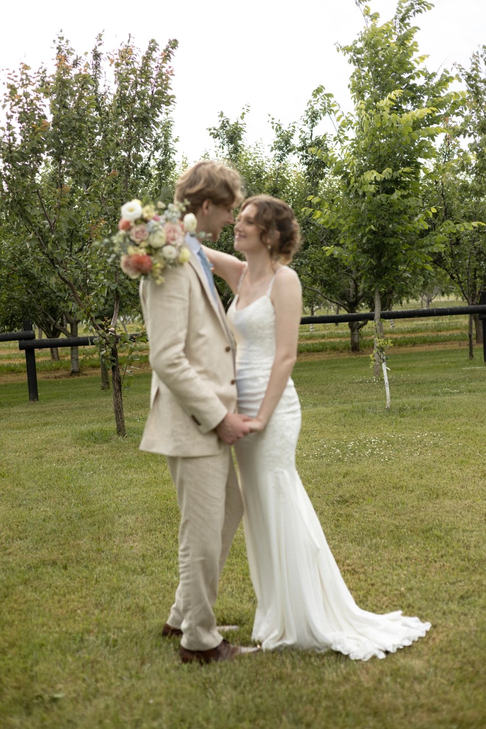 Joyful wedding moment during Niagara-on-the-Lake celebration