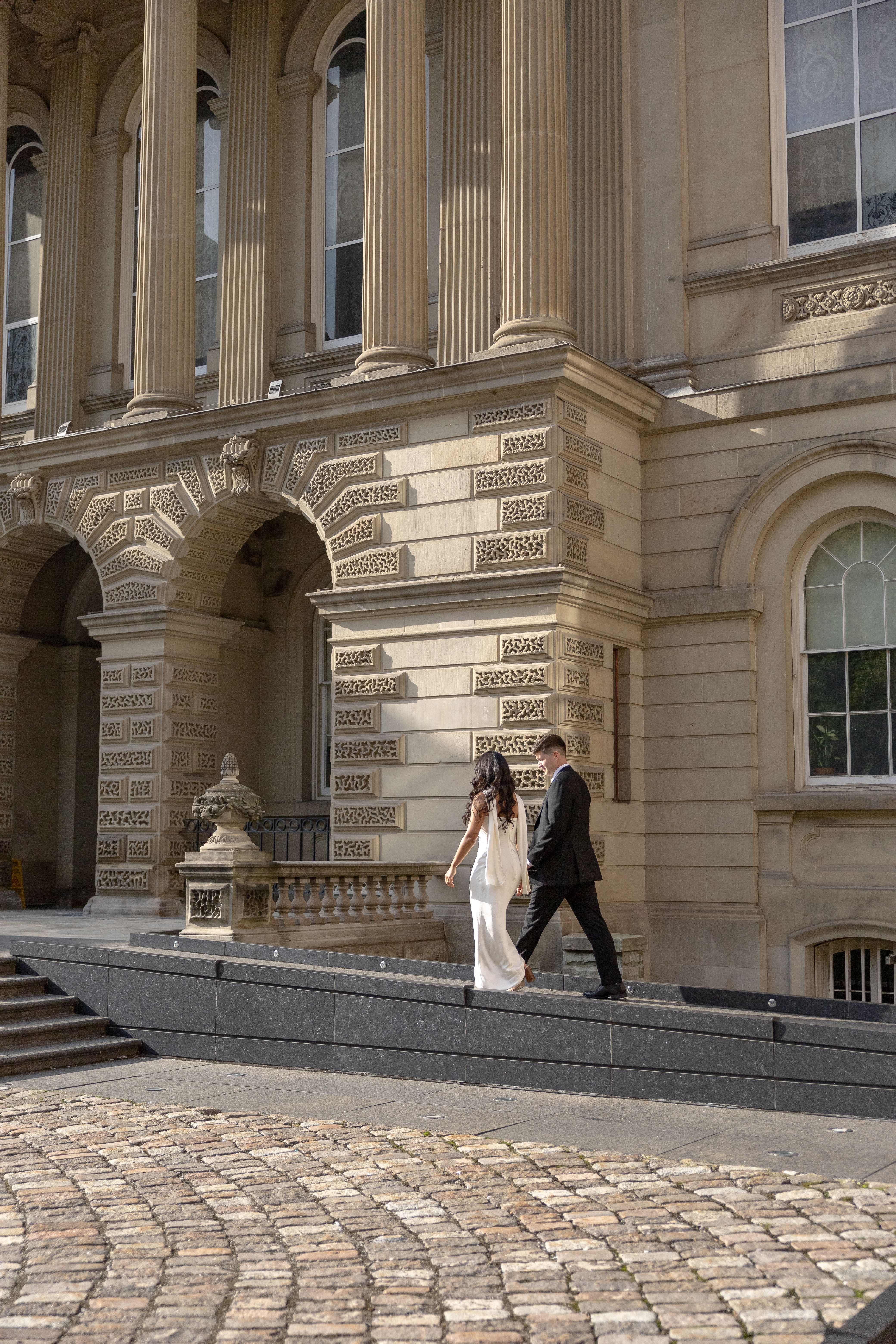 osgoode hall photos of couple eloping toronto ontario