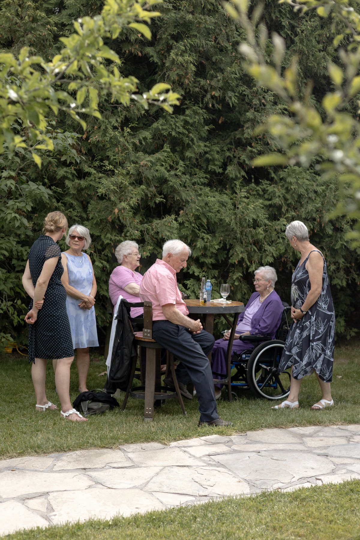 Guests mingling at Niagara-on-the-Lake wedding reception