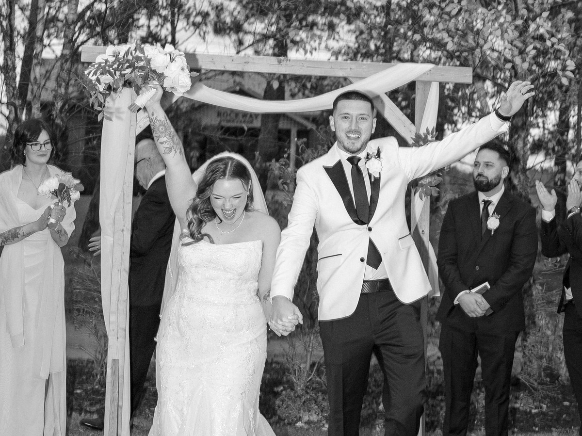 Ontario wedding photography candid moment