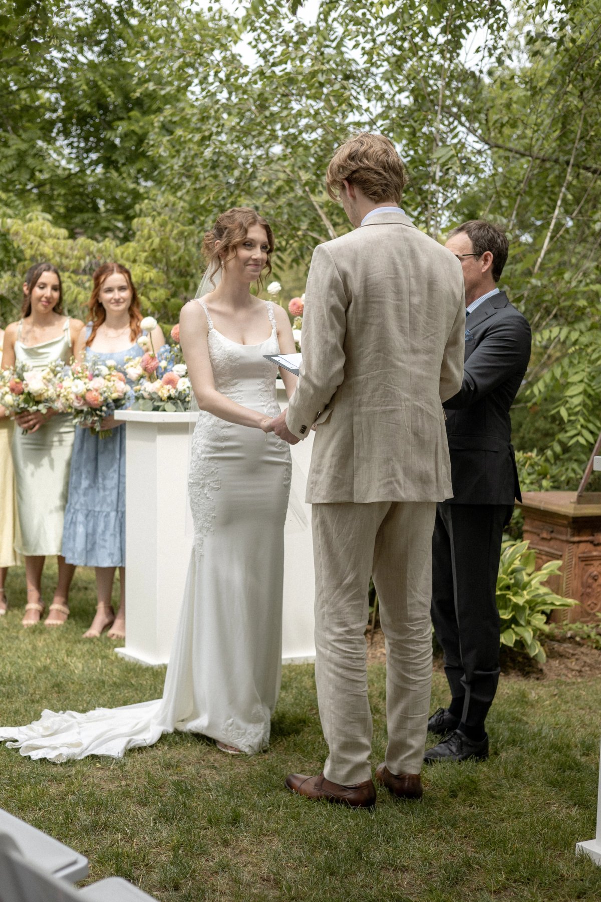 Outdoor ceremony at Kurtz Orchards wedding venue