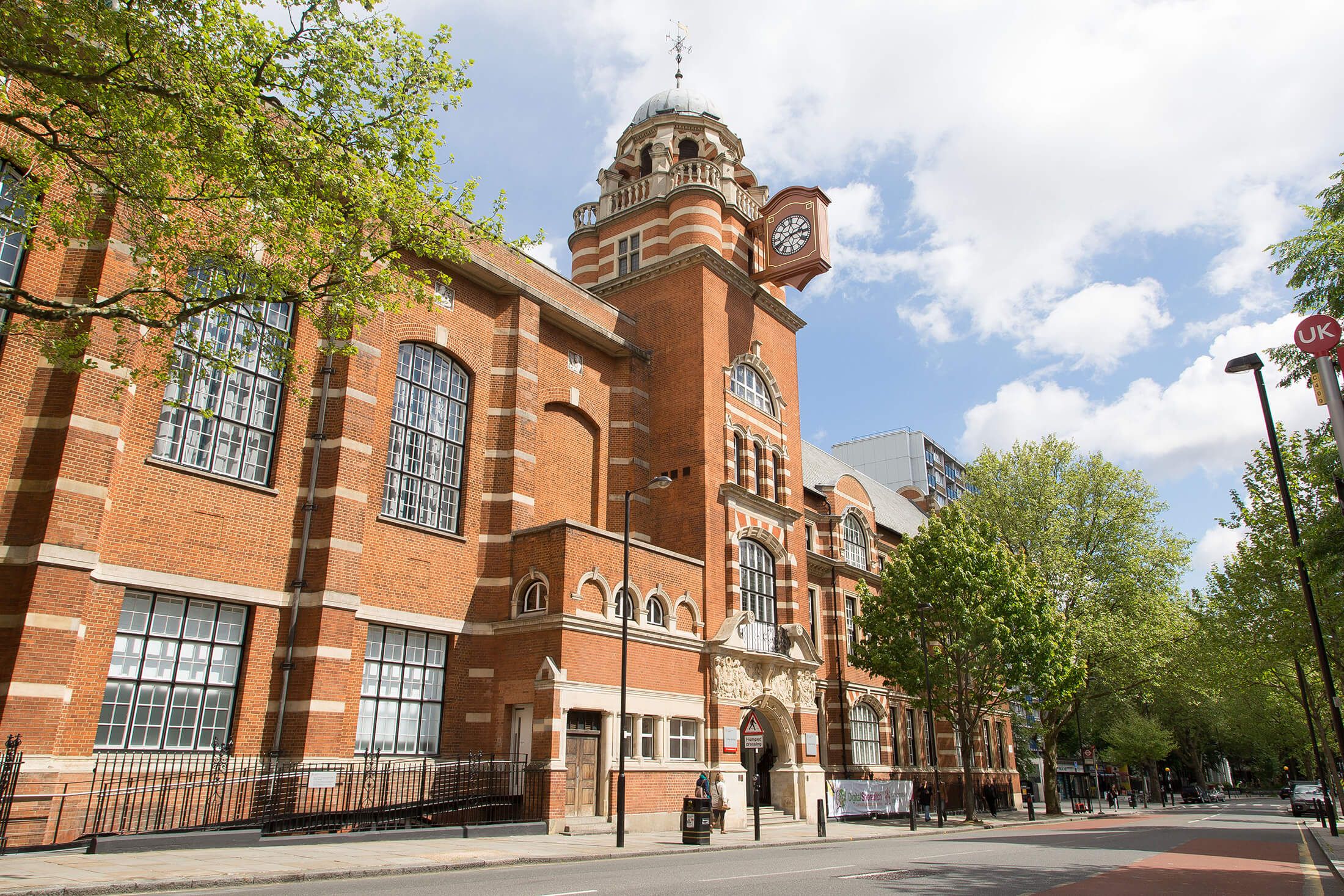 City St George's, University of London